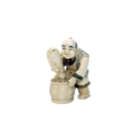 A Meiji Period Japanese ivory netsuke. Height: 4,5 cm.