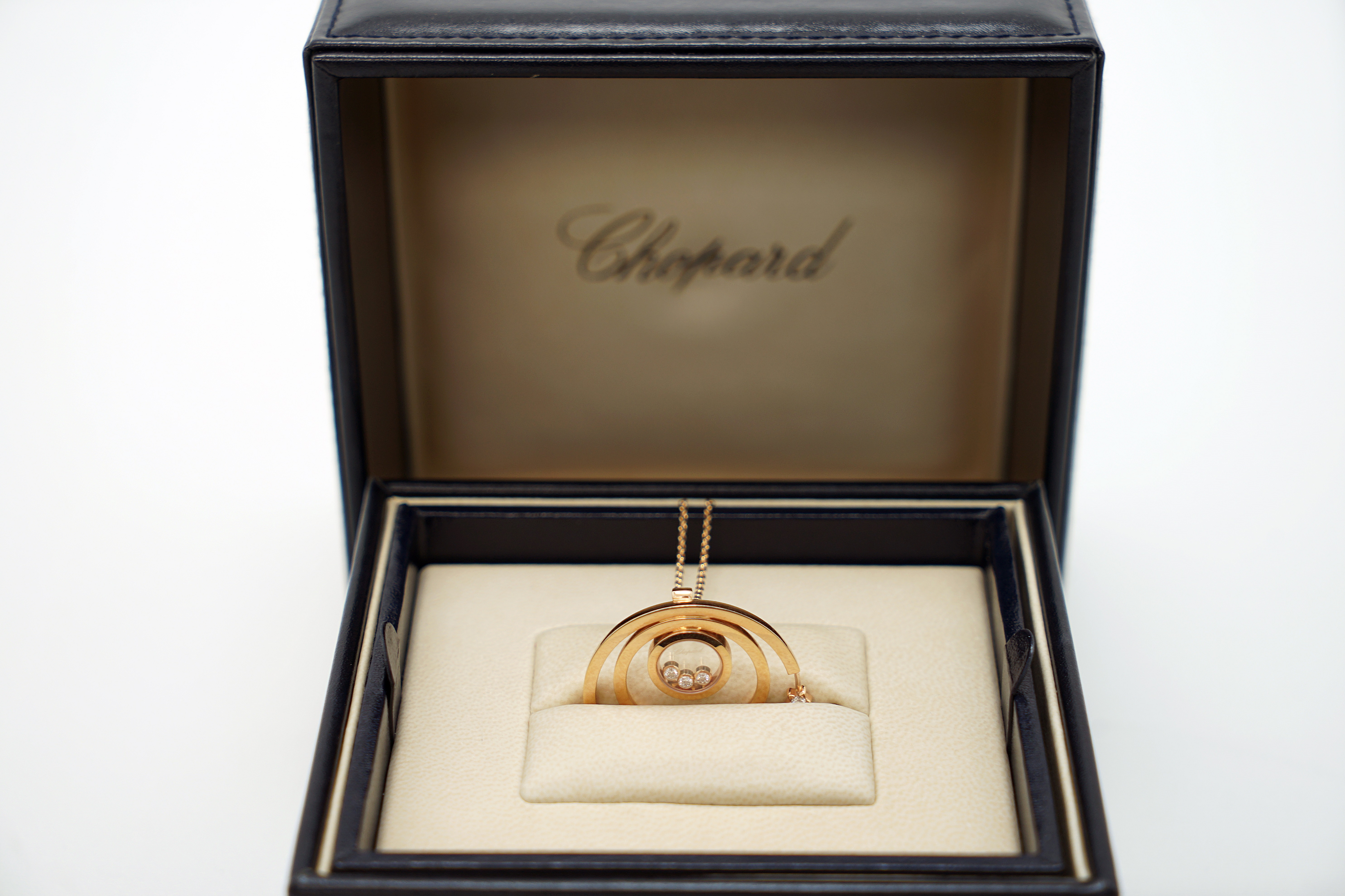 A Lady's Chopard 18K Rose Gold , Happy Diamonds pendant - Image 3 of 9