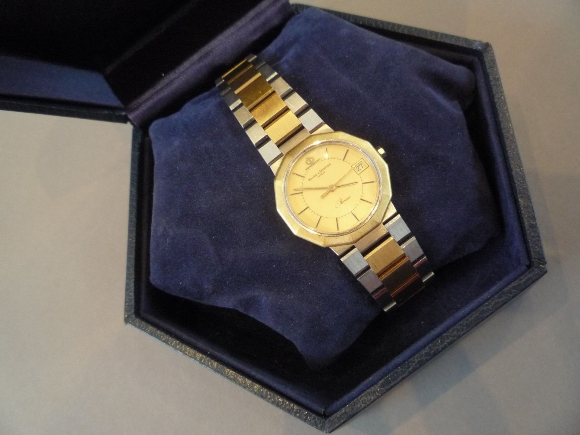 BAUME & MERCIER "RIVIERA" - MONTRE BRACELET d'homme en or jaune 18k et acier. [...] - Bild 2 aus 4