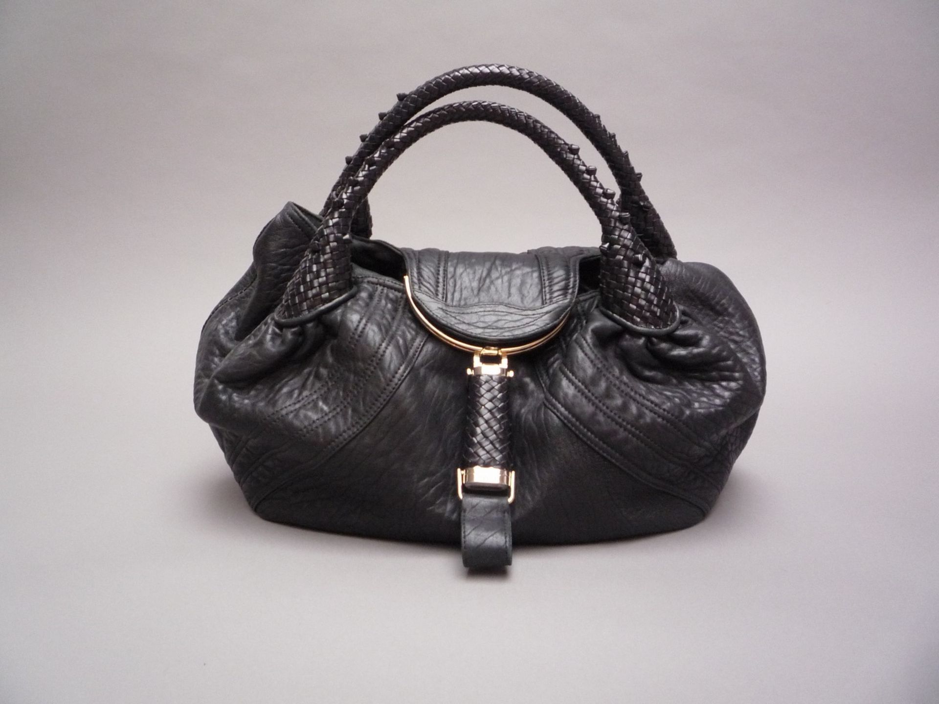 FENDI - SAC "SPY" porté épaule en veau noir grainé et cuir frappé noir , et [...]