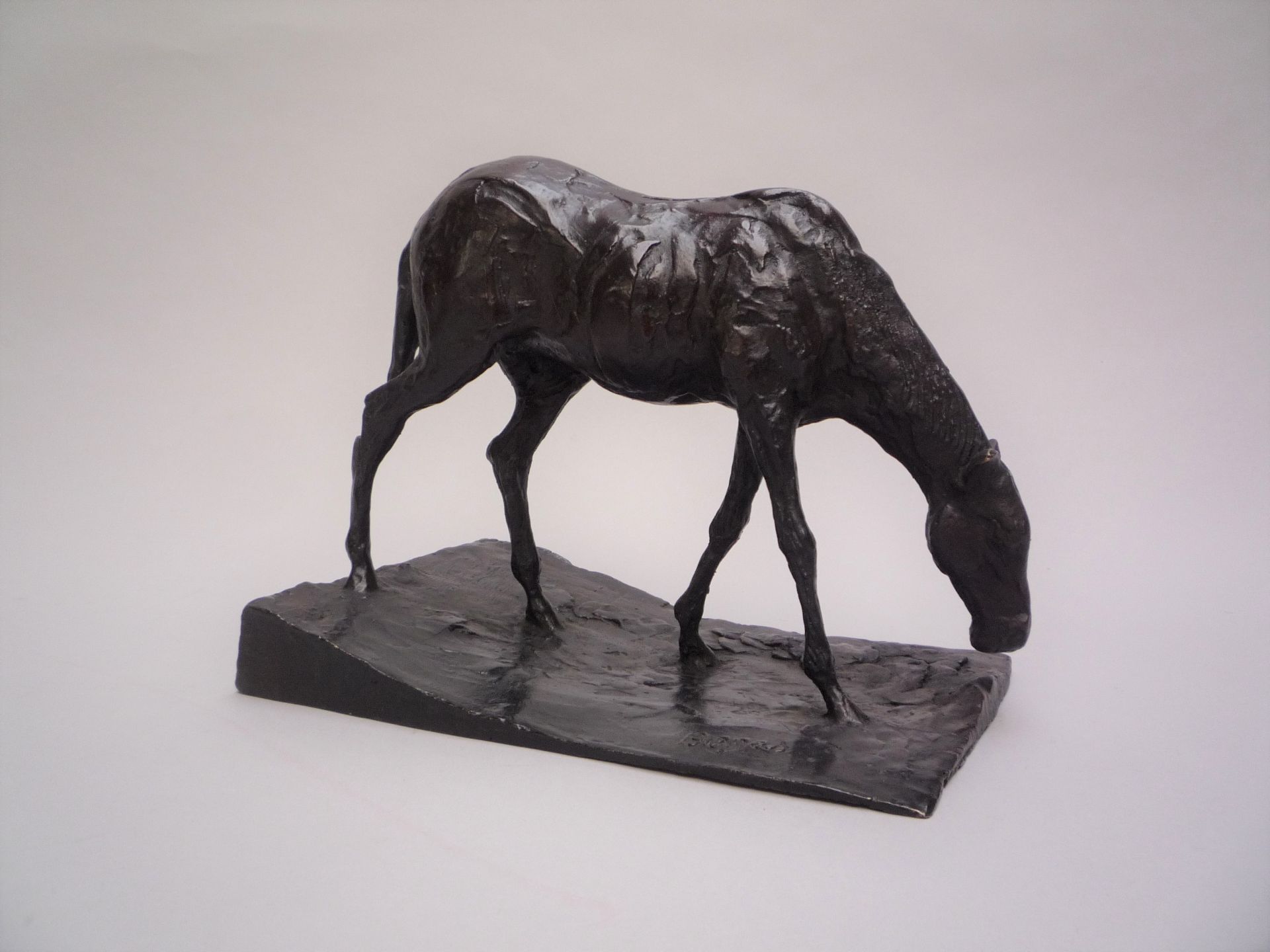 Edgar DEGAS (1834-1917), D'Après - Cheval à l'abreuvoir - Bronze à patine brune [...]