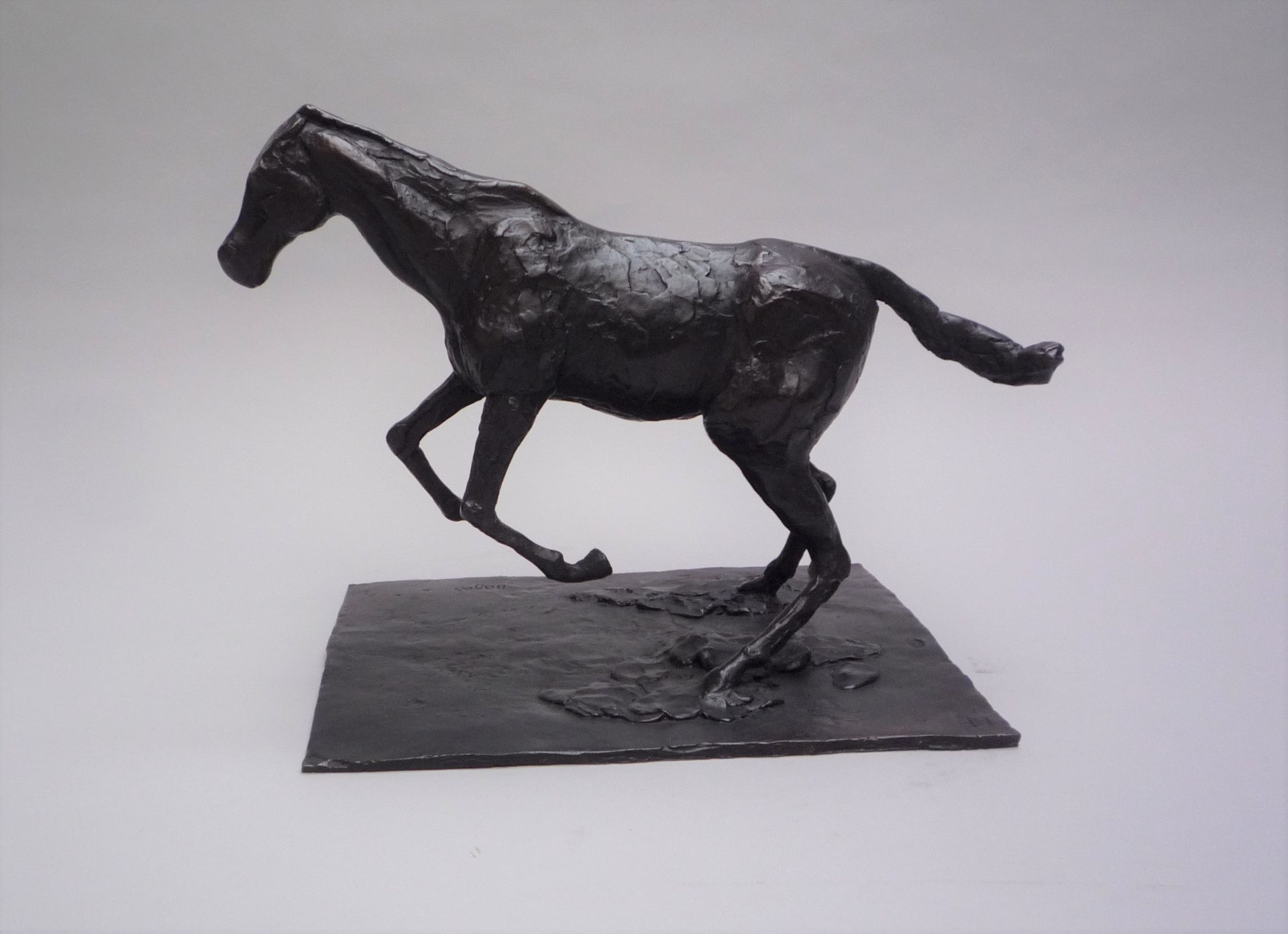 Edgar DEGAS (1834-1917), D'Après - Cheval enlevant sur l'obstacle - Bronze à [...] - Bild 2 aus 3