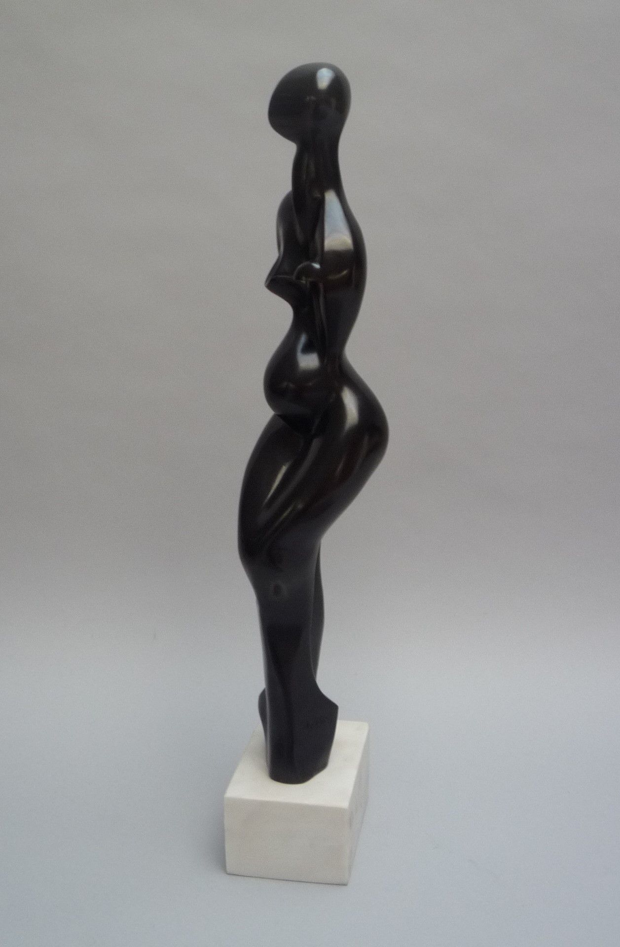 Katarzyna KOBRO (Moscou, 1898 - Lodz, 1951) - Nu debout - Bronze à patine noire , [...] - Bild 2 aus 9