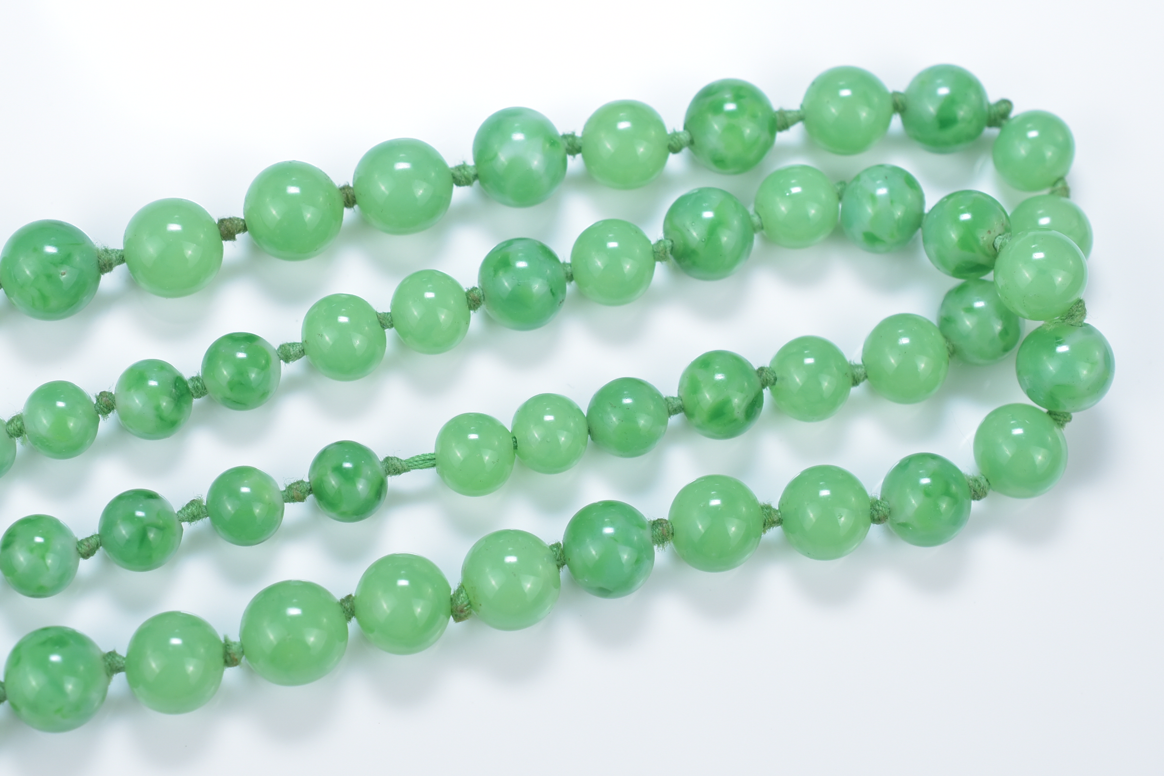 A string of Chinese graduated jadeite beads. 92cm length. Beads 5mm-10mm - Image 2 of 5