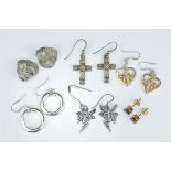 359 A group of five various pairs of earrings to include silver 925 gilt stud earrings, silver 925 f
