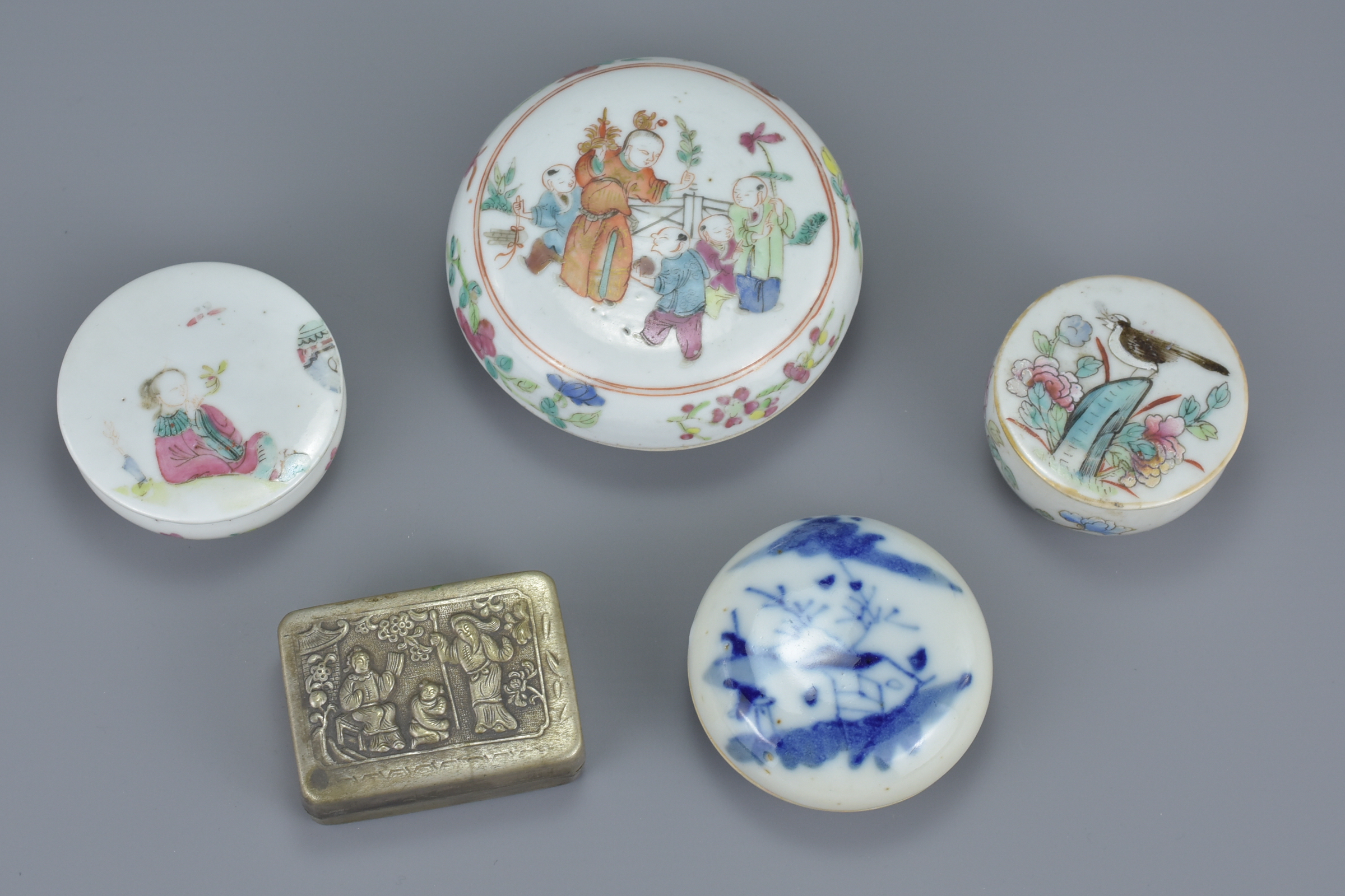 Three 19th century Chinese Famille Rose porcelain pots and covers together with a blue and white por - Image 2 of 5