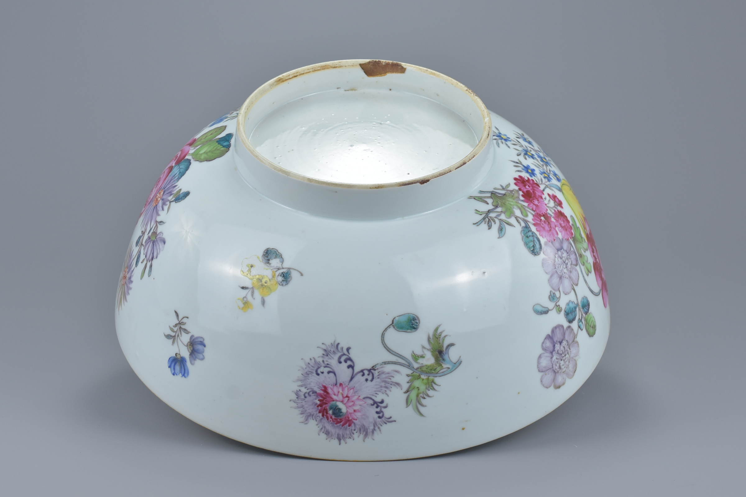 A large Chinese 18th century famille rose porcelain punch bowl decorated with various flowers and br - Image 8 of 8