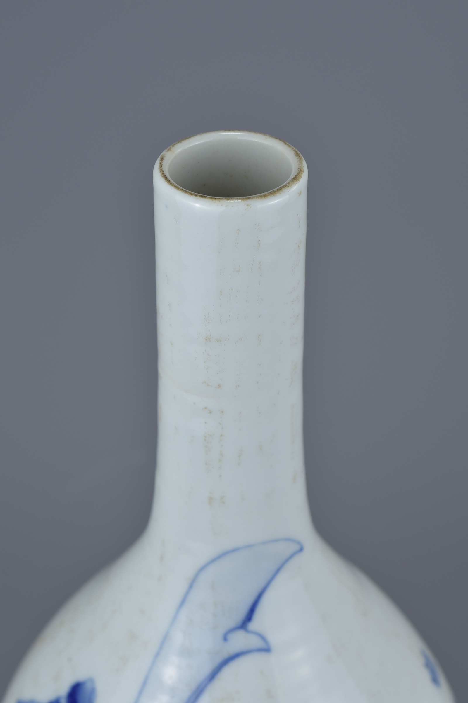 Chinese Early 20th century Republic Period Blue and White porcelain Bottle Vase, seal mark to base. - Image 8 of 8
