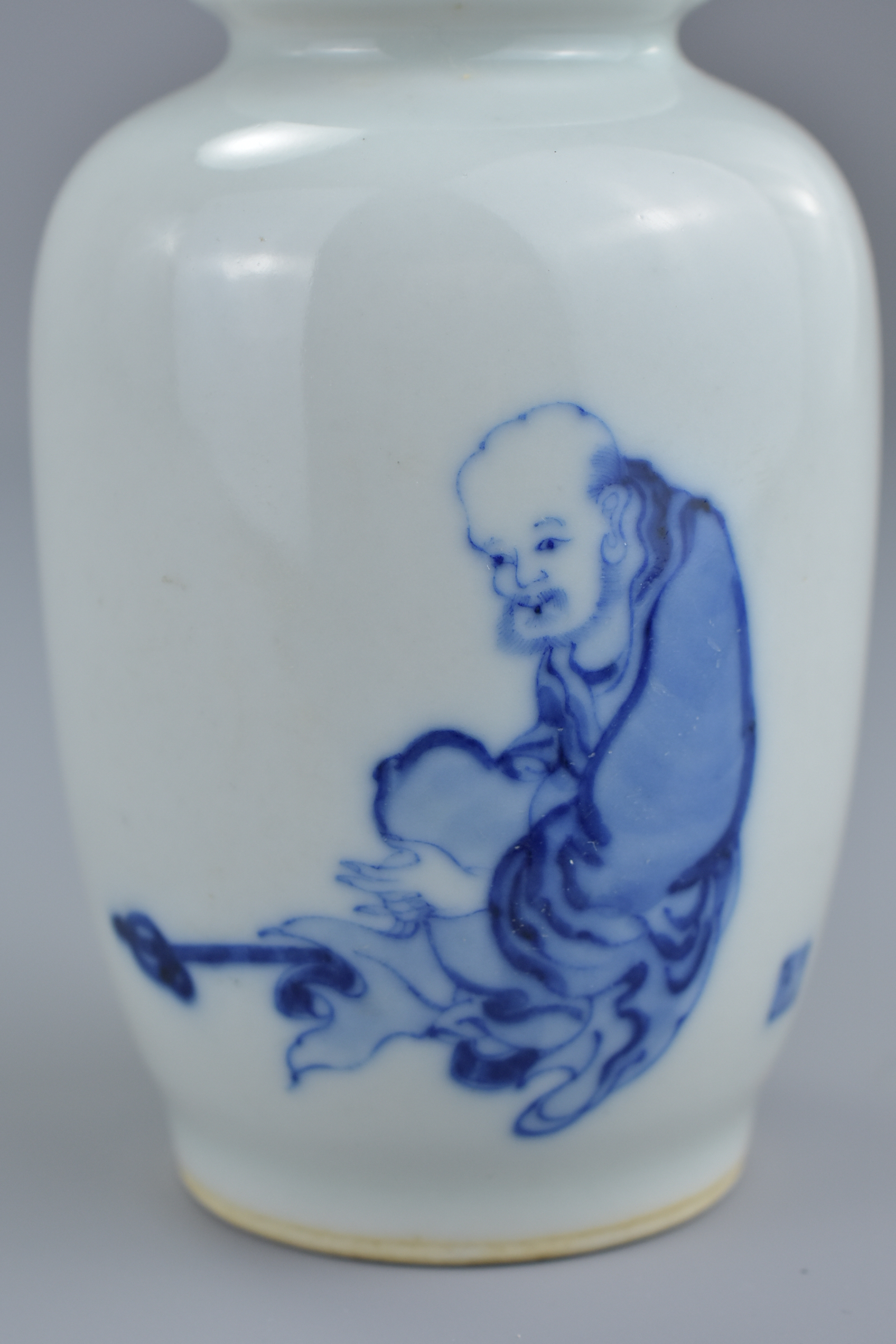 A small quality Chinese Republic period blue and white porcelain vase painted with single figure of - Image 7 of 20