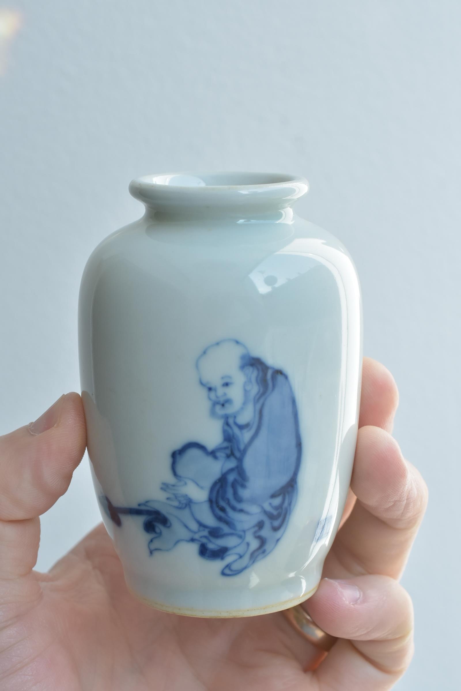 A small quality Chinese Republic period blue and white porcelain vase painted with single figure of - Image 18 of 20