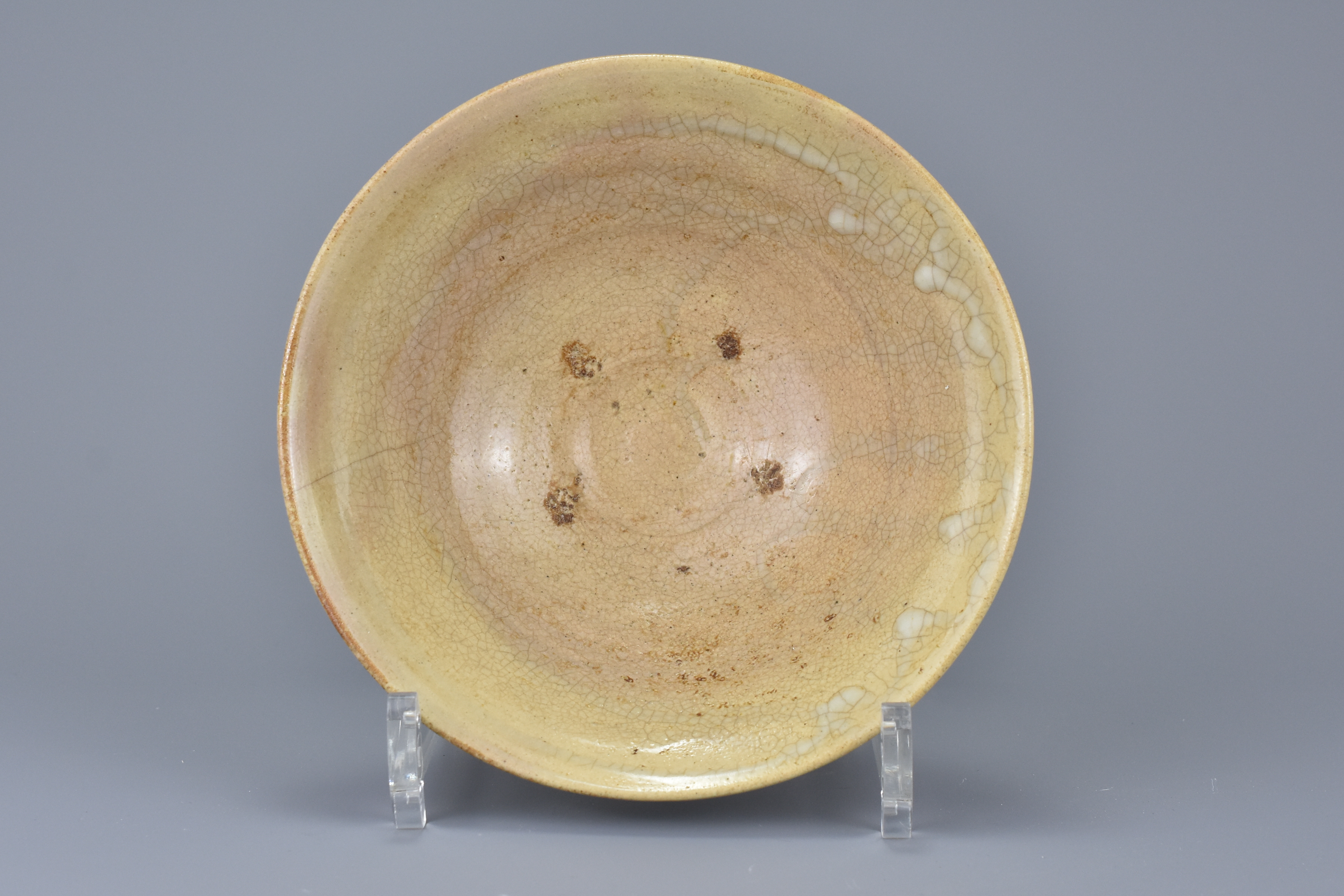 A Japanese or Korean Glazed Stoneware Bowl of Conical Form, 19th Century - Image 3 of 8