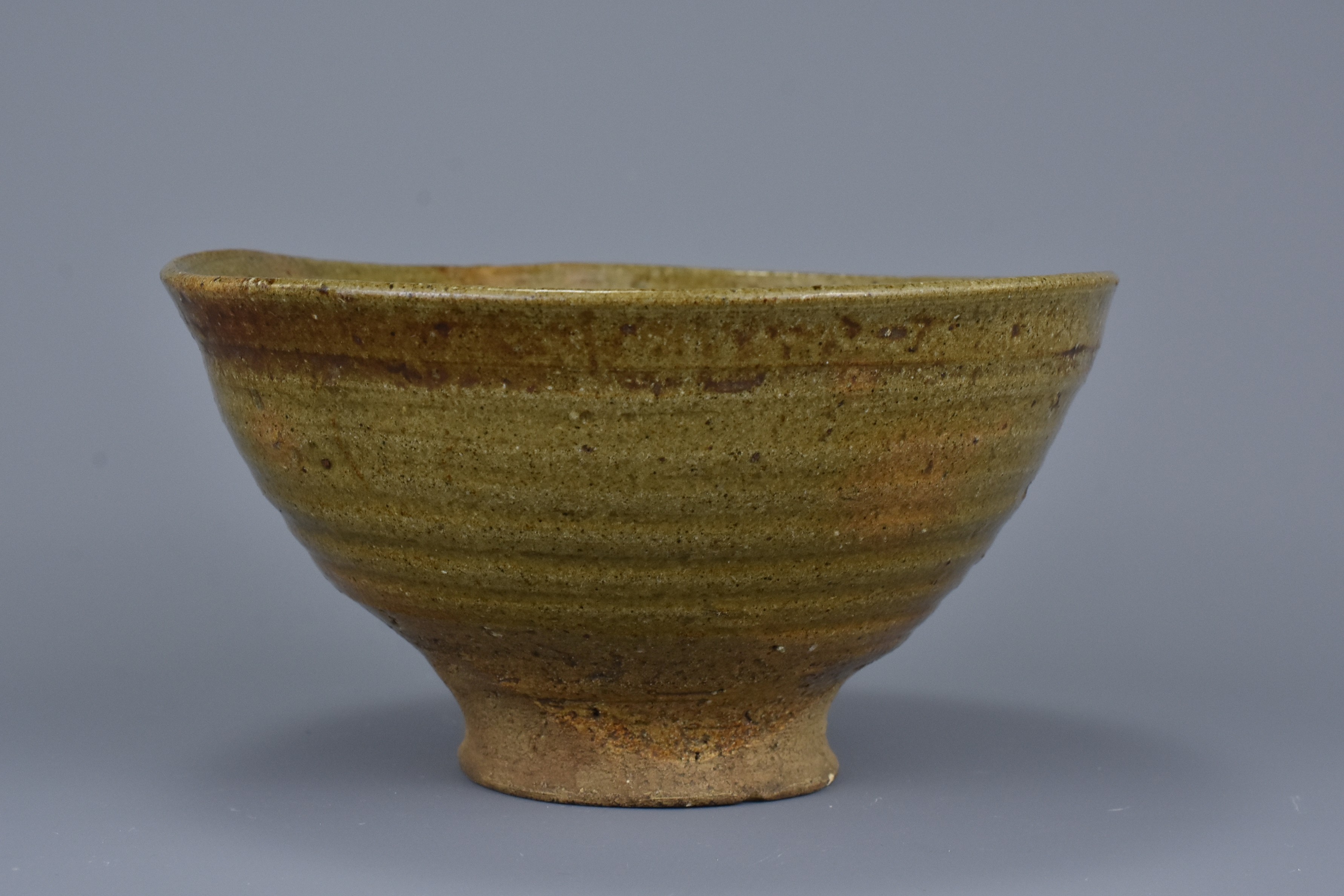 A Japanese or Korean Glazed Stoneware Bowl of Conical Form, 19th Century - Image 2 of 7