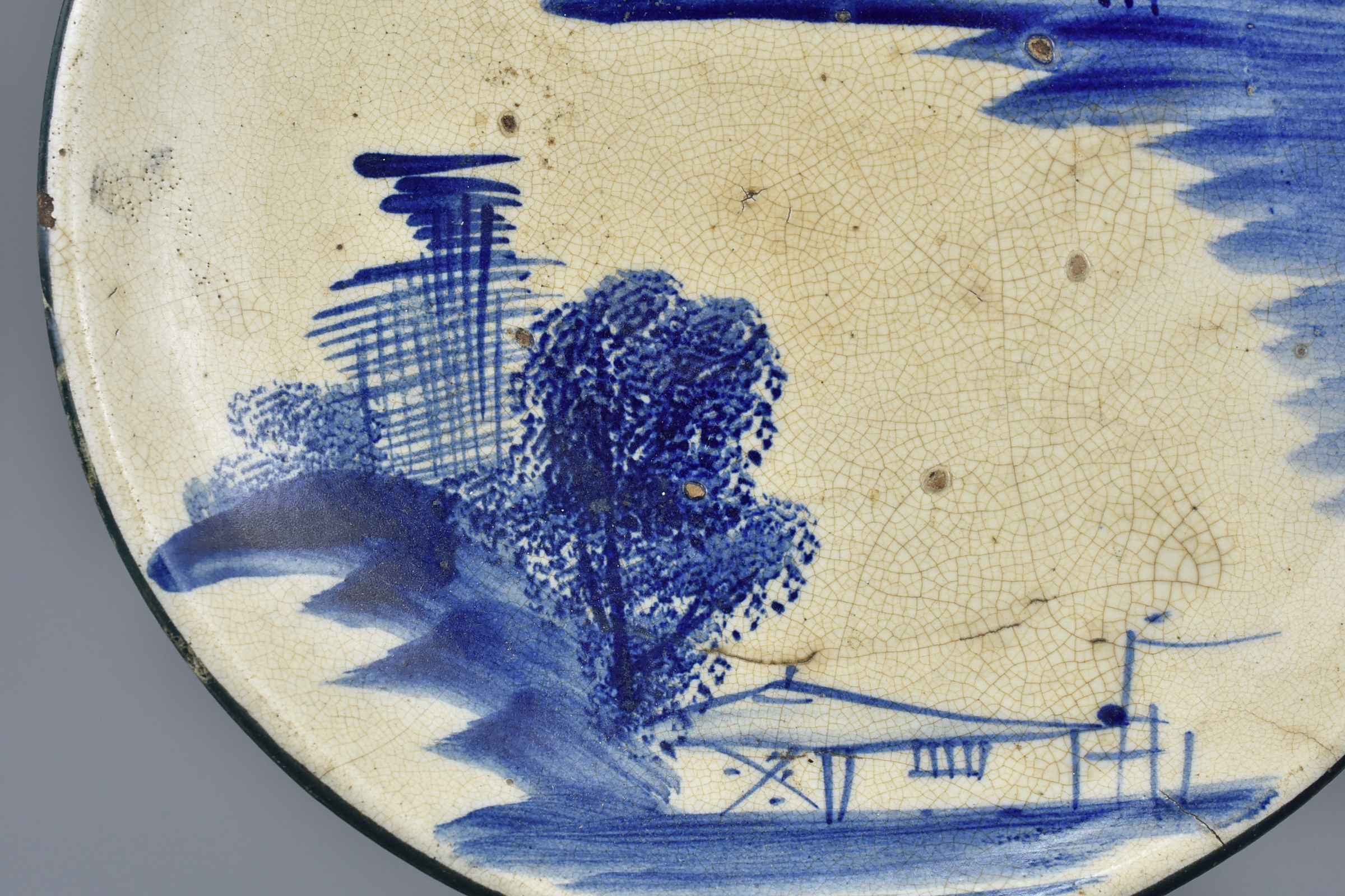 A Rare Large Japanese Blue & White Seto Stoneware Dish - Meiji Period - Image 4 of 8