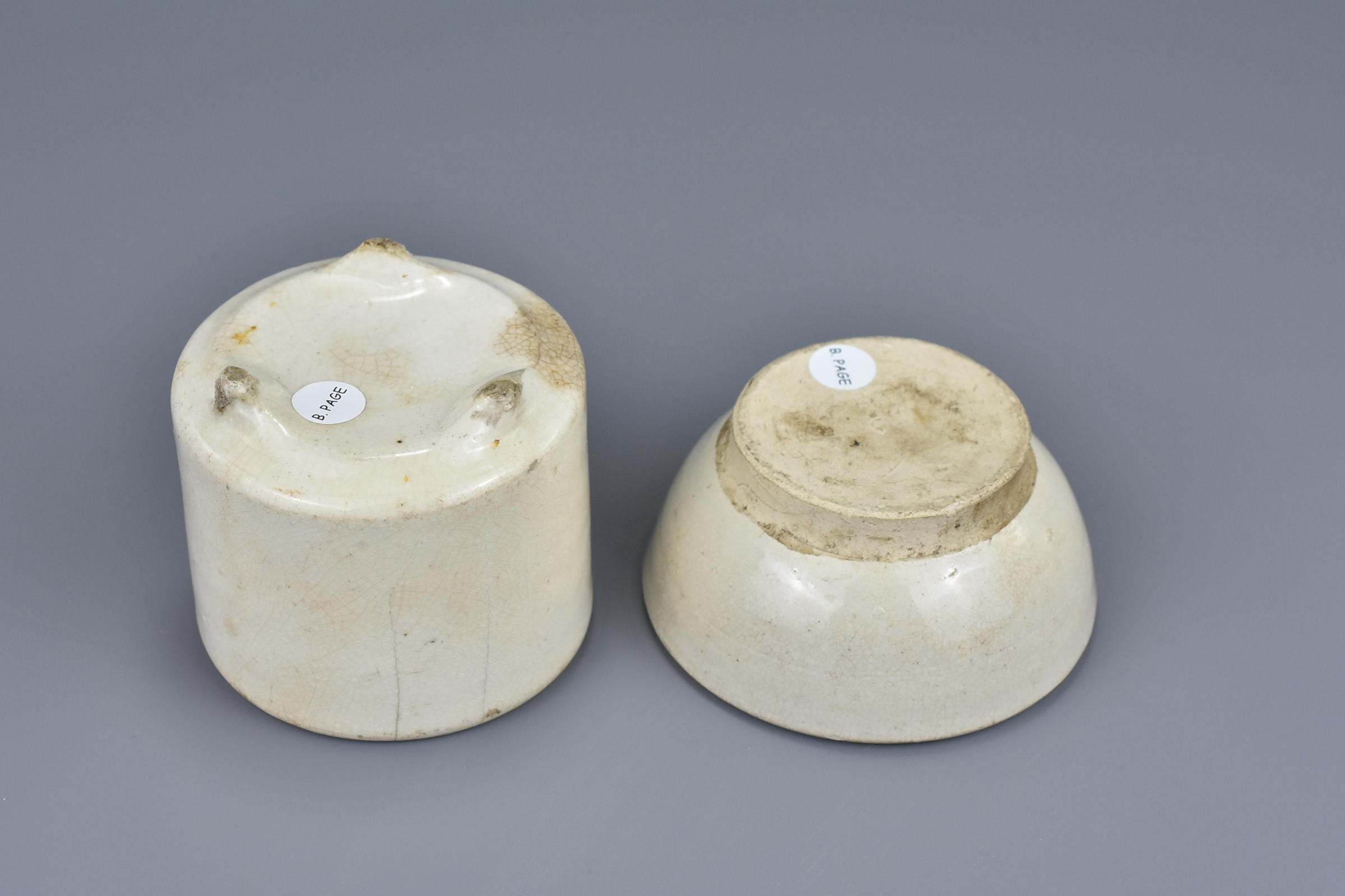 Chinese 17th / 18th Century Cream-Glazed Bowl & Jar - Image 6 of 7