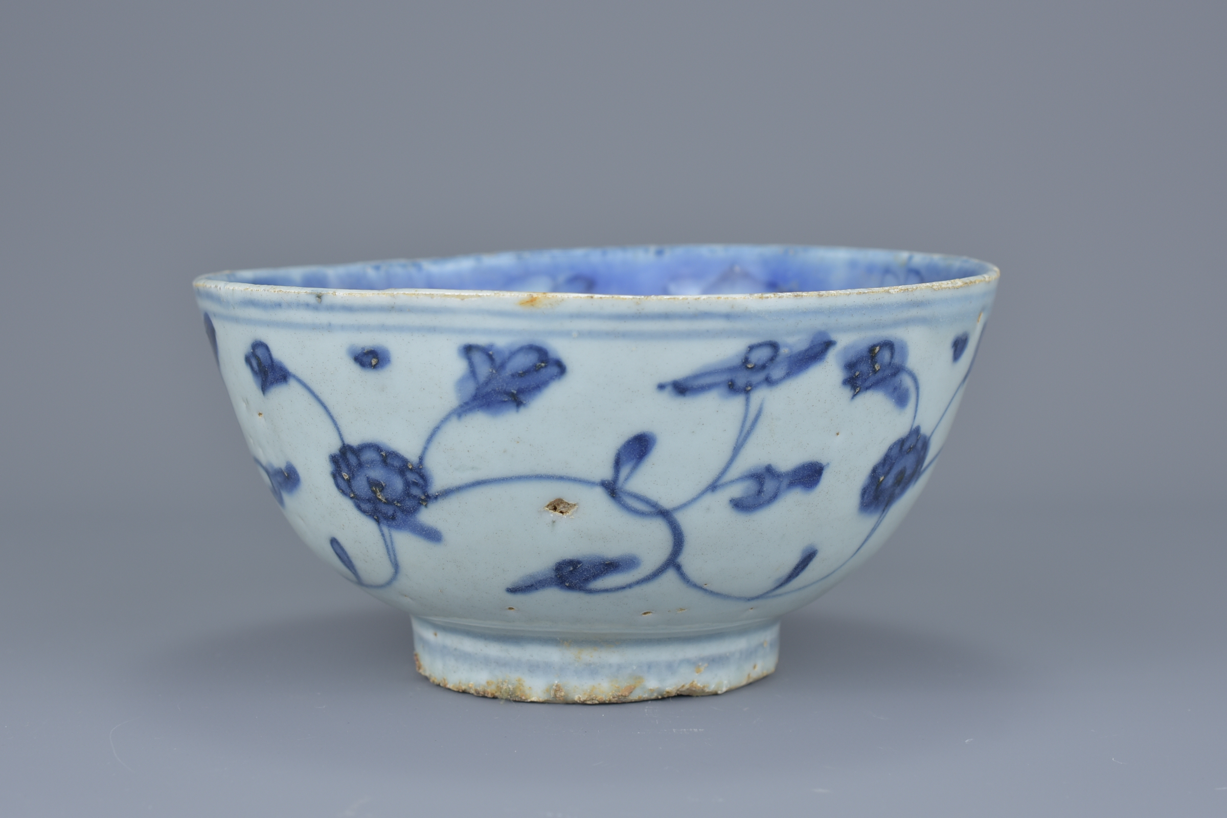 A Fine Chinese Ming Dynasty Blue & White Porcelain Bowl – Jiajing reign - Image 4 of 7