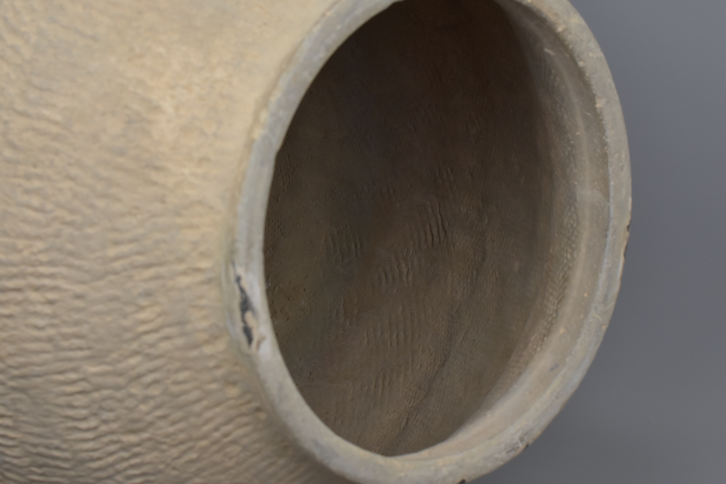 An Exceptionally LARGE Chinese Neolithic / Bronze Age Impressed Pottery Jar with Oxford TL Test - Image 6 of 7