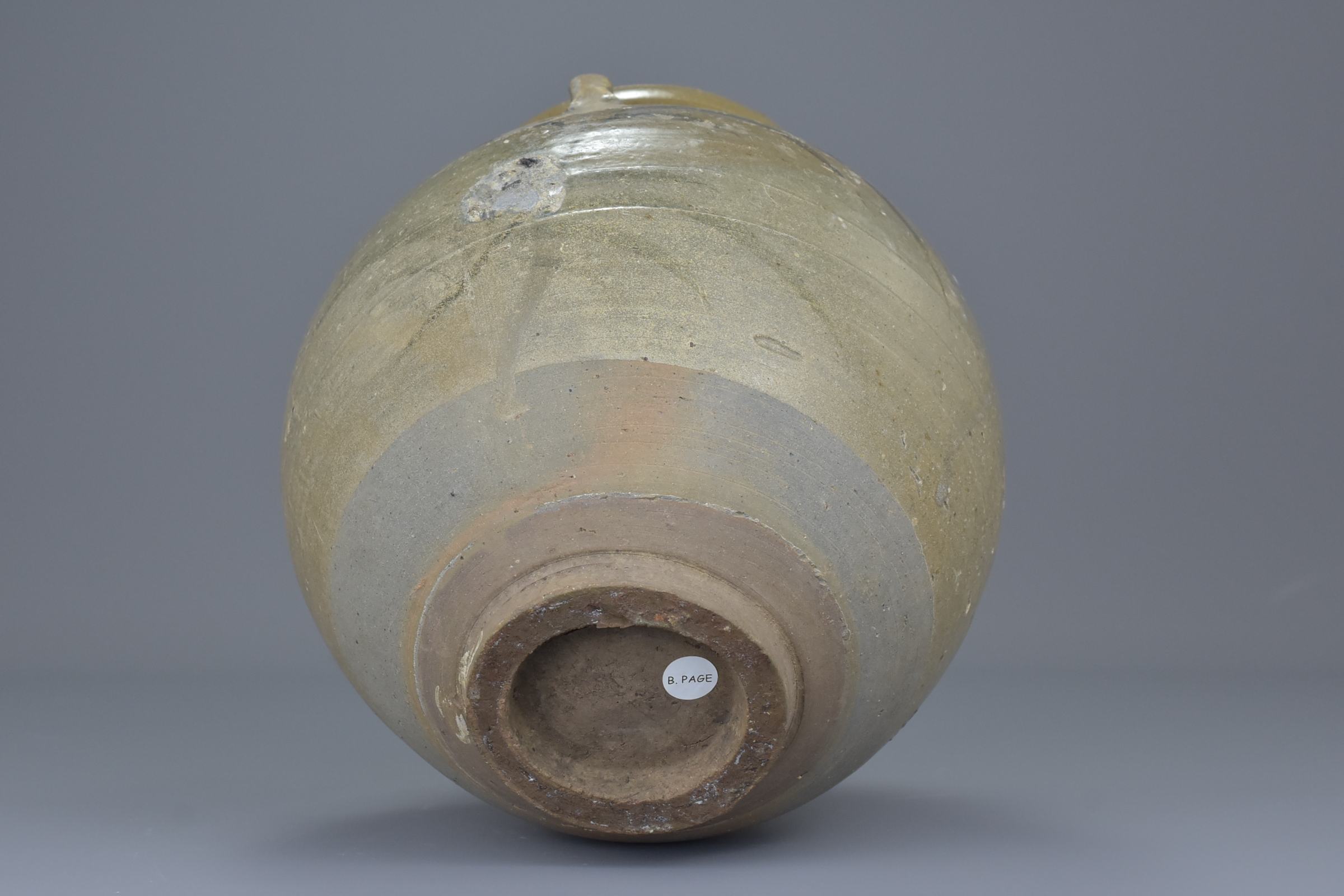 A Rare Chinese Yuan Dynasty Underglazed Jar - Image 7 of 8