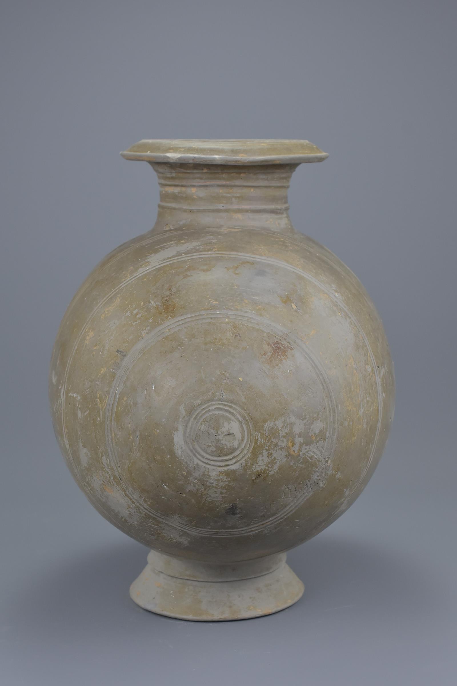 A Large Chinese Western Han Dynasty Pottery Cocoon Jar - Image 5 of 9