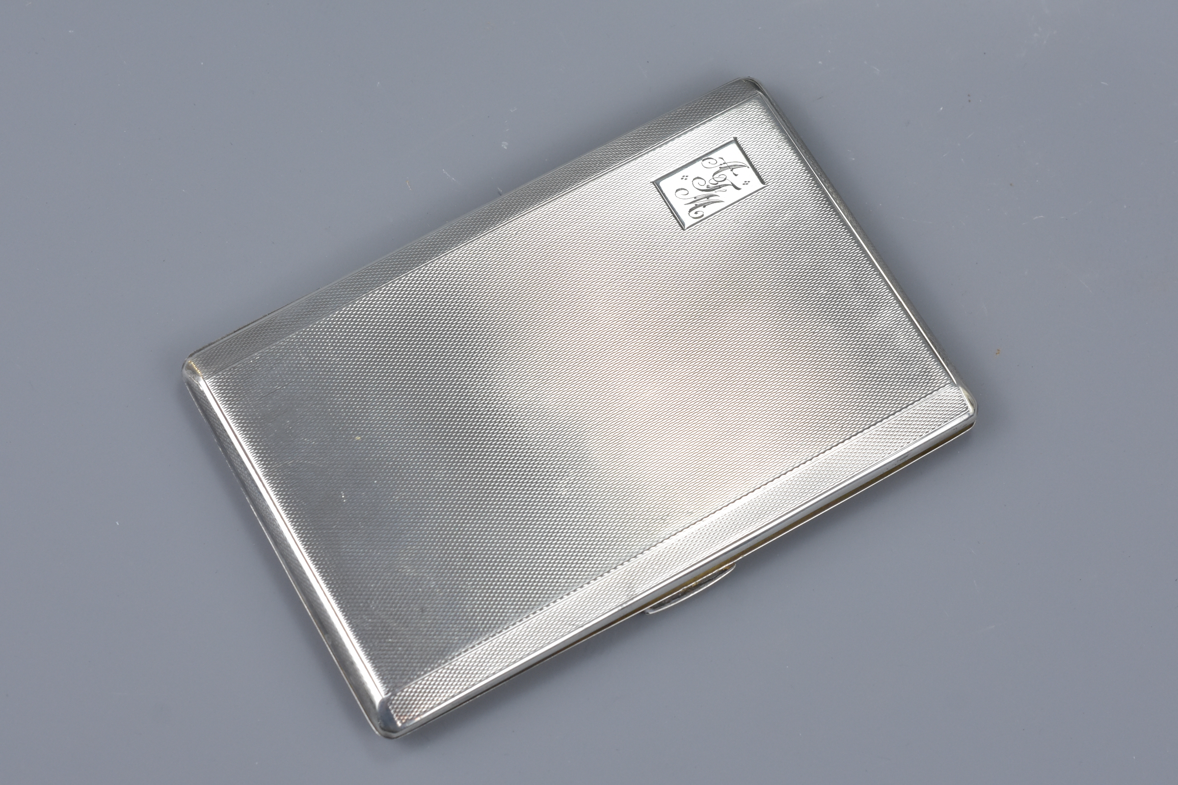 An English silver cigarette case together with two silver boxes - Image 3 of 7