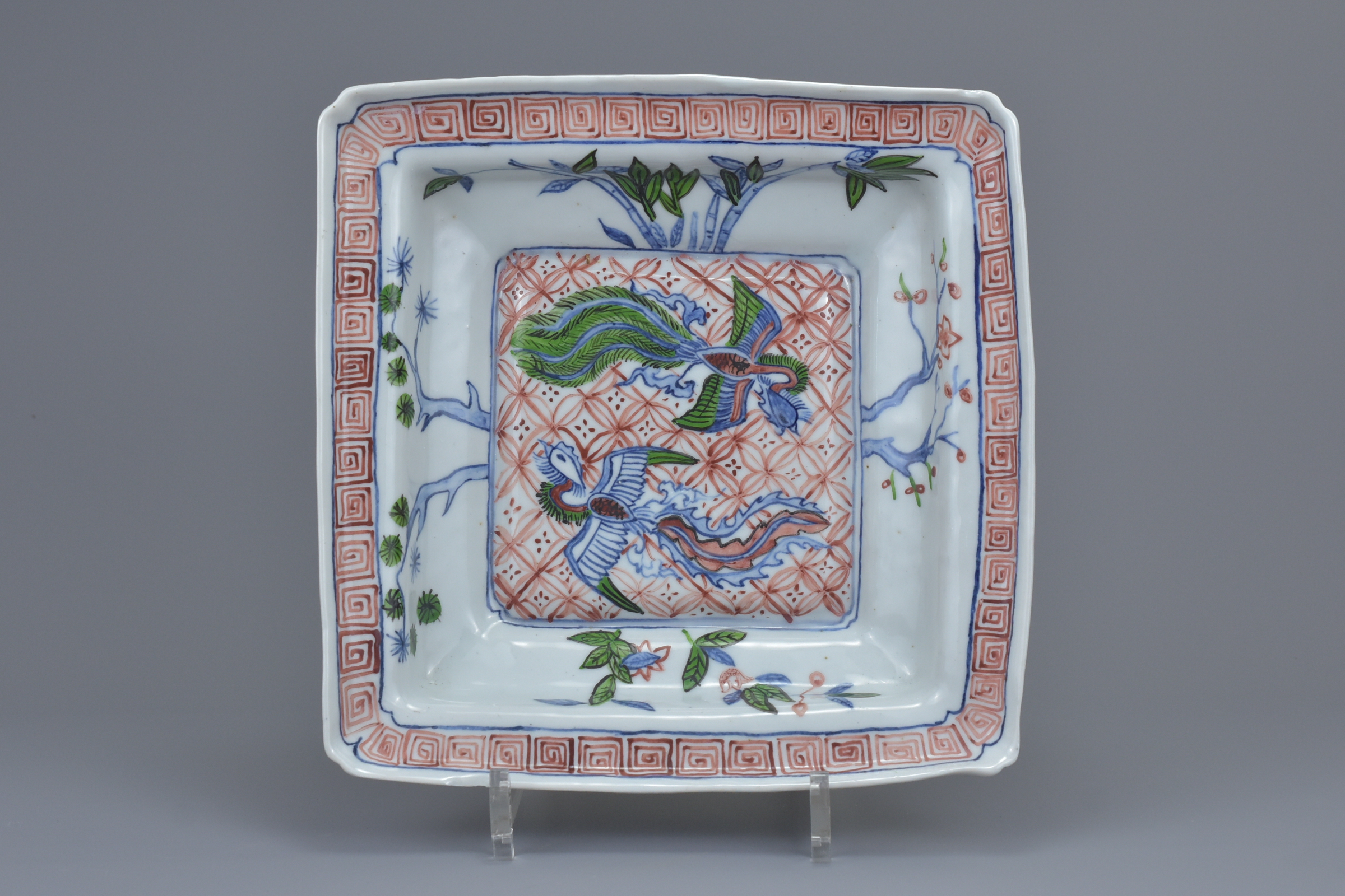 A pair of Chinese mid 19th C. blue and whit porcelain dishes - Image 8 of 12