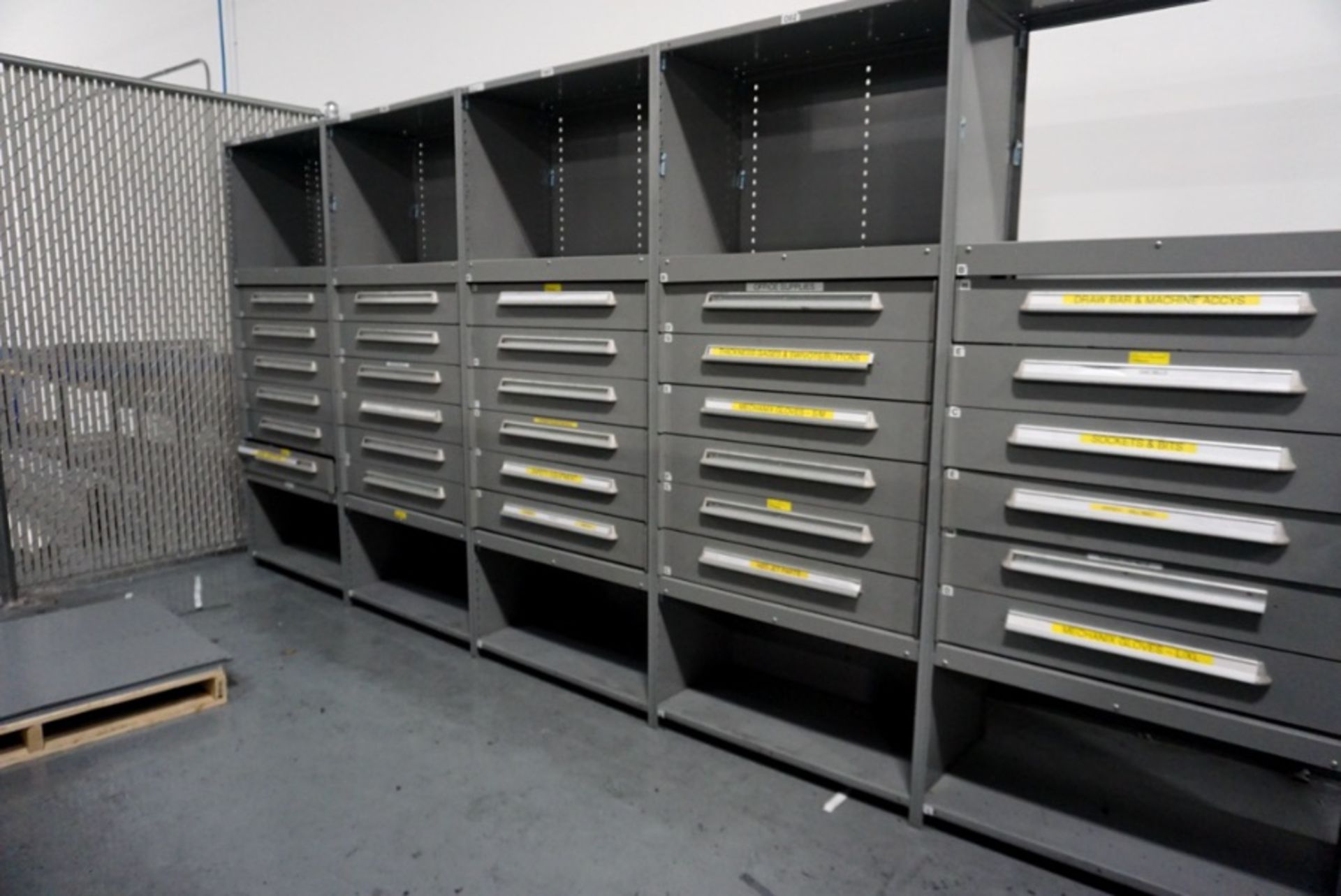 Lista Type Cabinets - Image 4 of 4