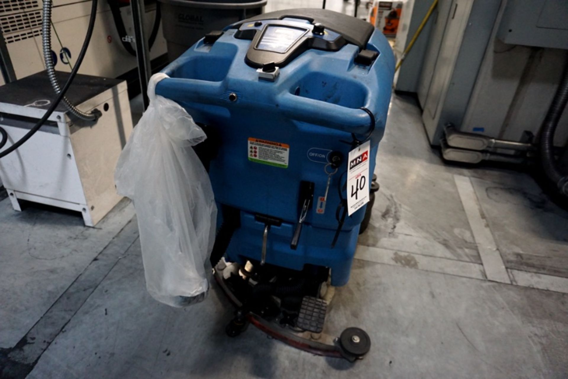 Gobal Floor Sweeper - Image 2 of 6