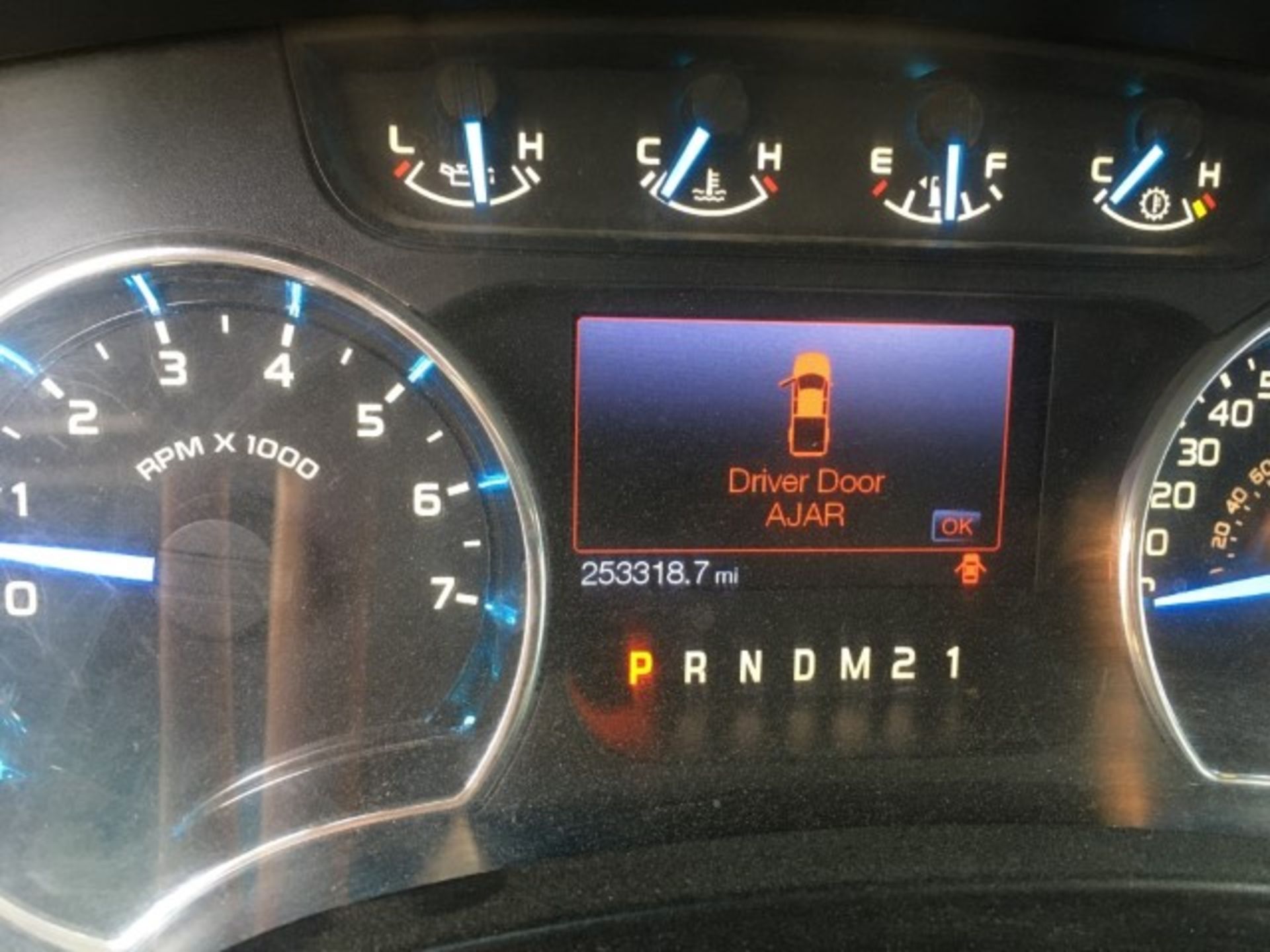 2012 Ford F-150 Xlt VIN: 1FTFW1EF6CFC76910 Odometer States: 253318 Color: W - Image 7 of 8