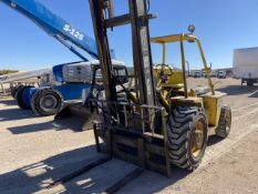 2000 Wiggins W84 UV Forklift Hours: 978422 Located Odessa