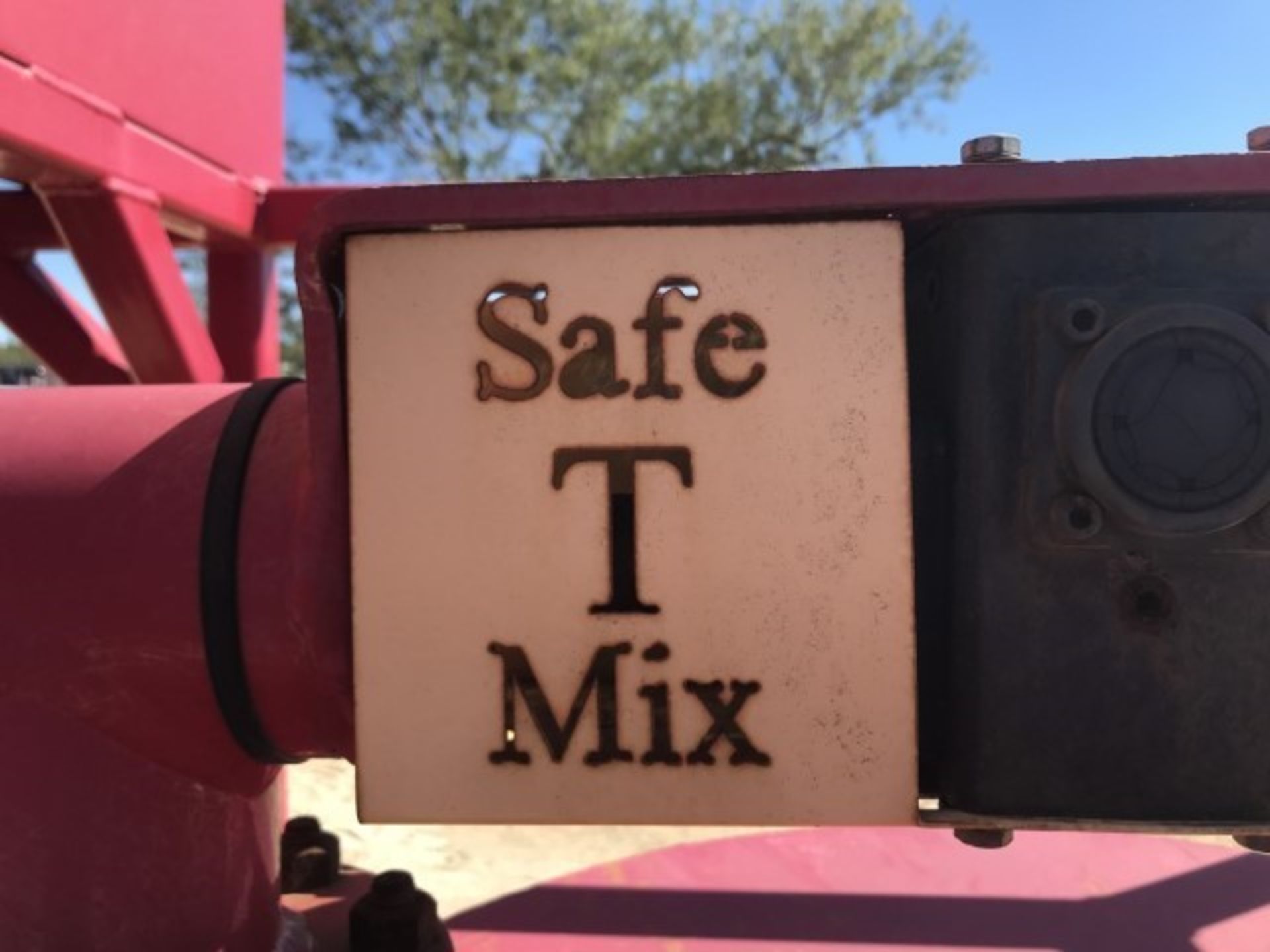 Mixing Unit U-00008 Safe T Mix. Electric Mixing Unit With Hopper. Located I - Image 6 of 7