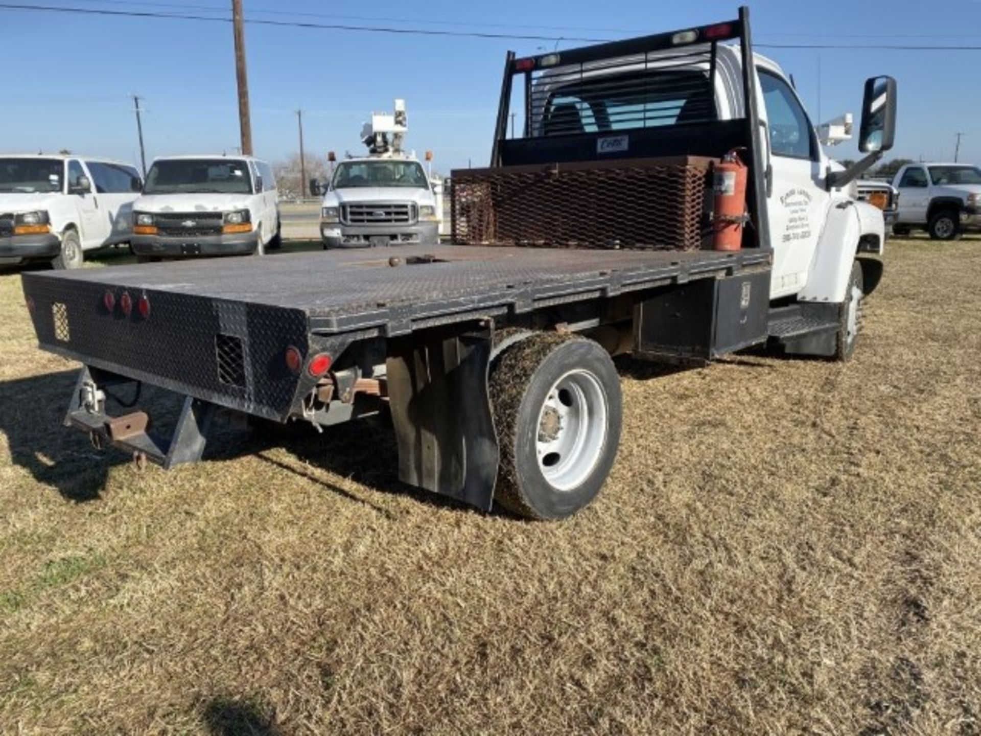 2003 Chevrolet C5500 Flatbed VIN: 1GBE5E1153F503413 Odometer States: 20314 - Image 3 of 6
