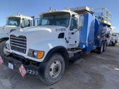 2004 Mack Cv713 Hot Oiler VIN: 1M2AG11C84M013233 Color: Blue Transmission: