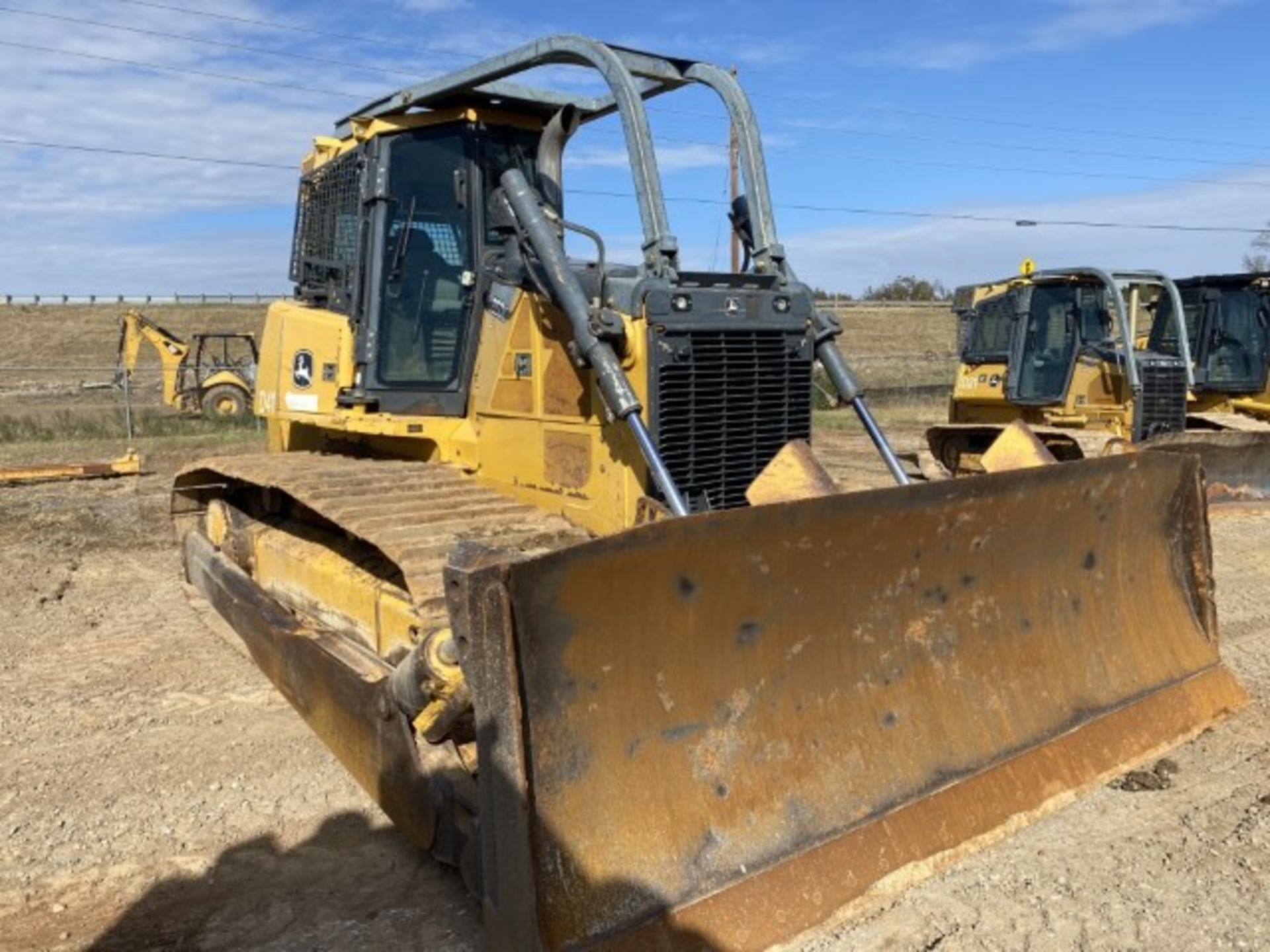 2011 JOHN DEERE 850K LGP VIN/SN: XHBE206303 Hours: 6130 EROPS Sweeps/Screen - Image 2 of 6