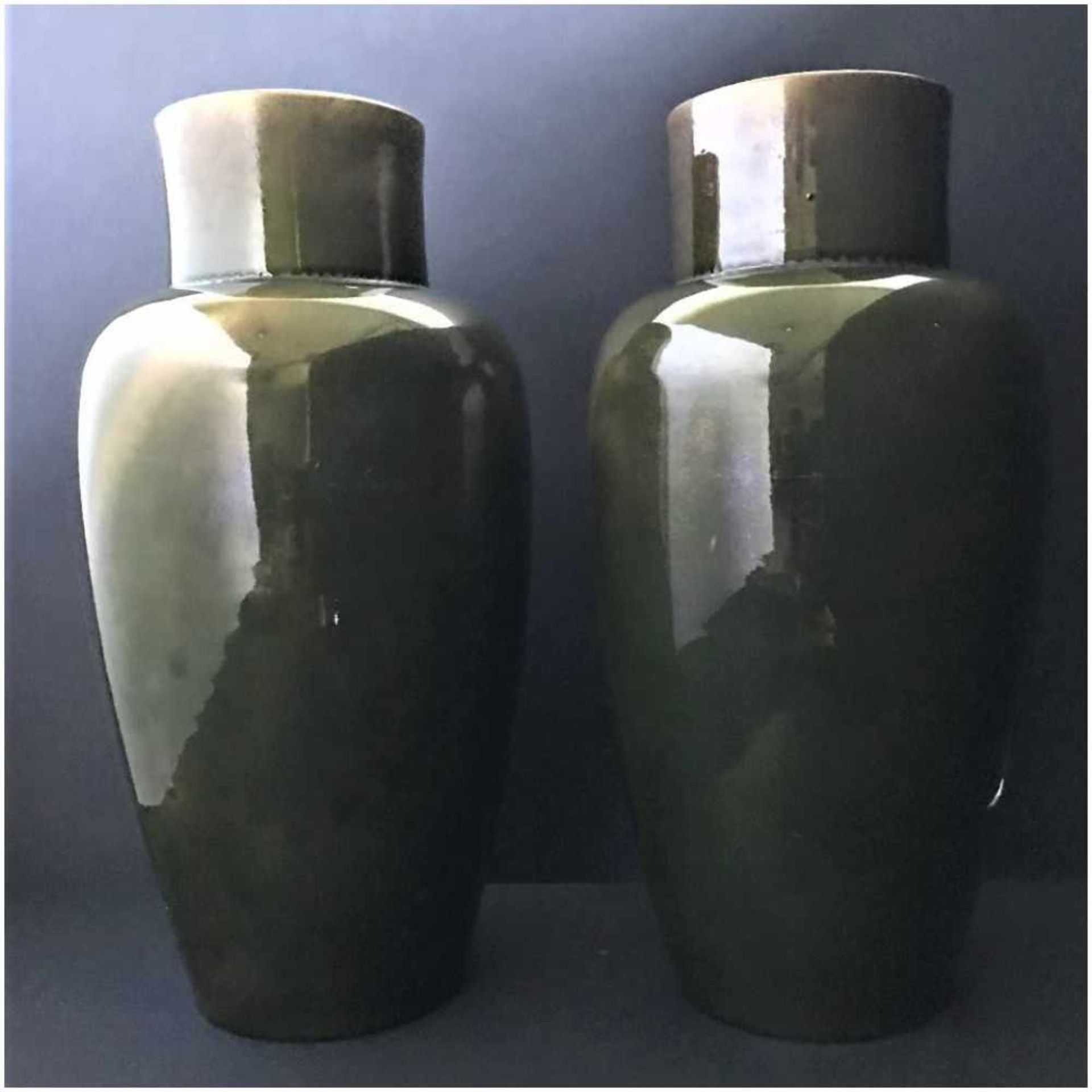 Pair of Japanese vases with green & gold print H 40 cm Ceramics Pair of Japanese vases with - Bild 5 aus 6