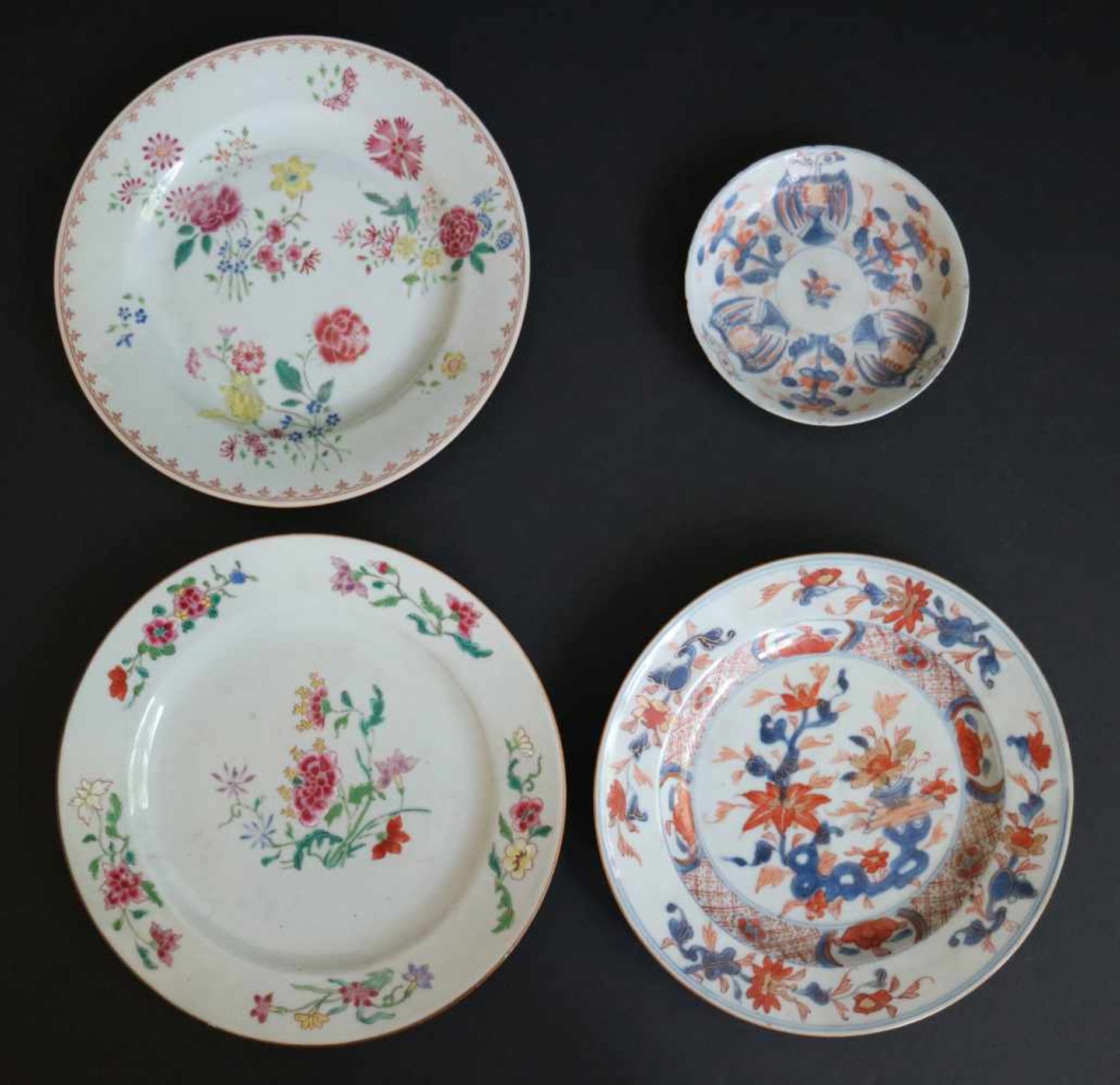 Lot of Chinese plates