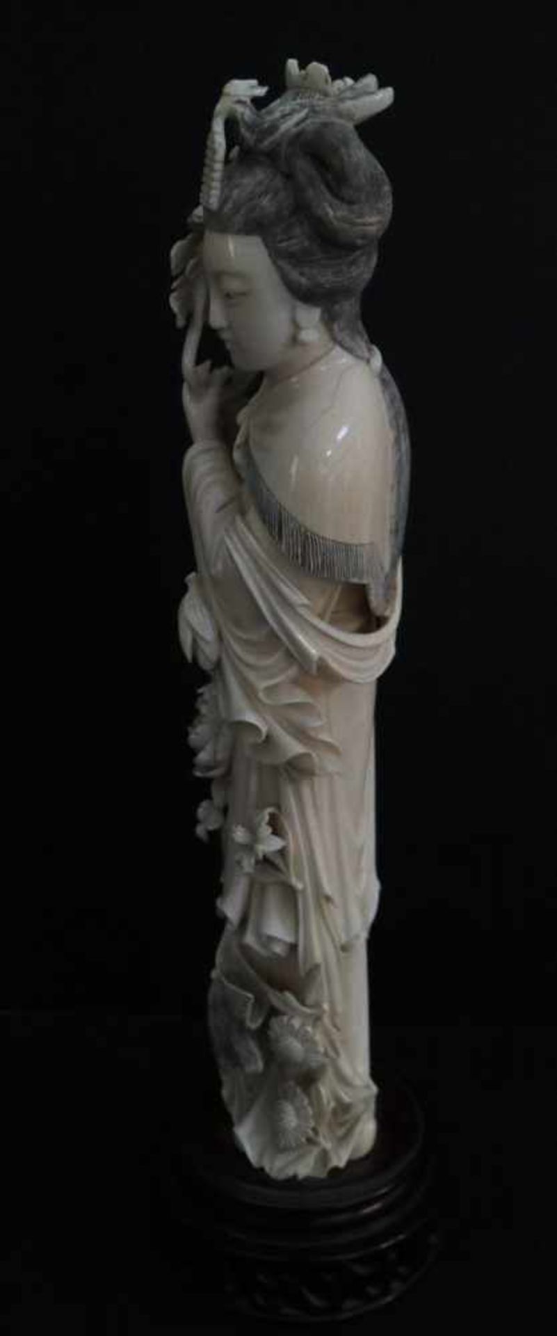 Japanese ivory Lady circa 1900 - Bild 2 aus 4