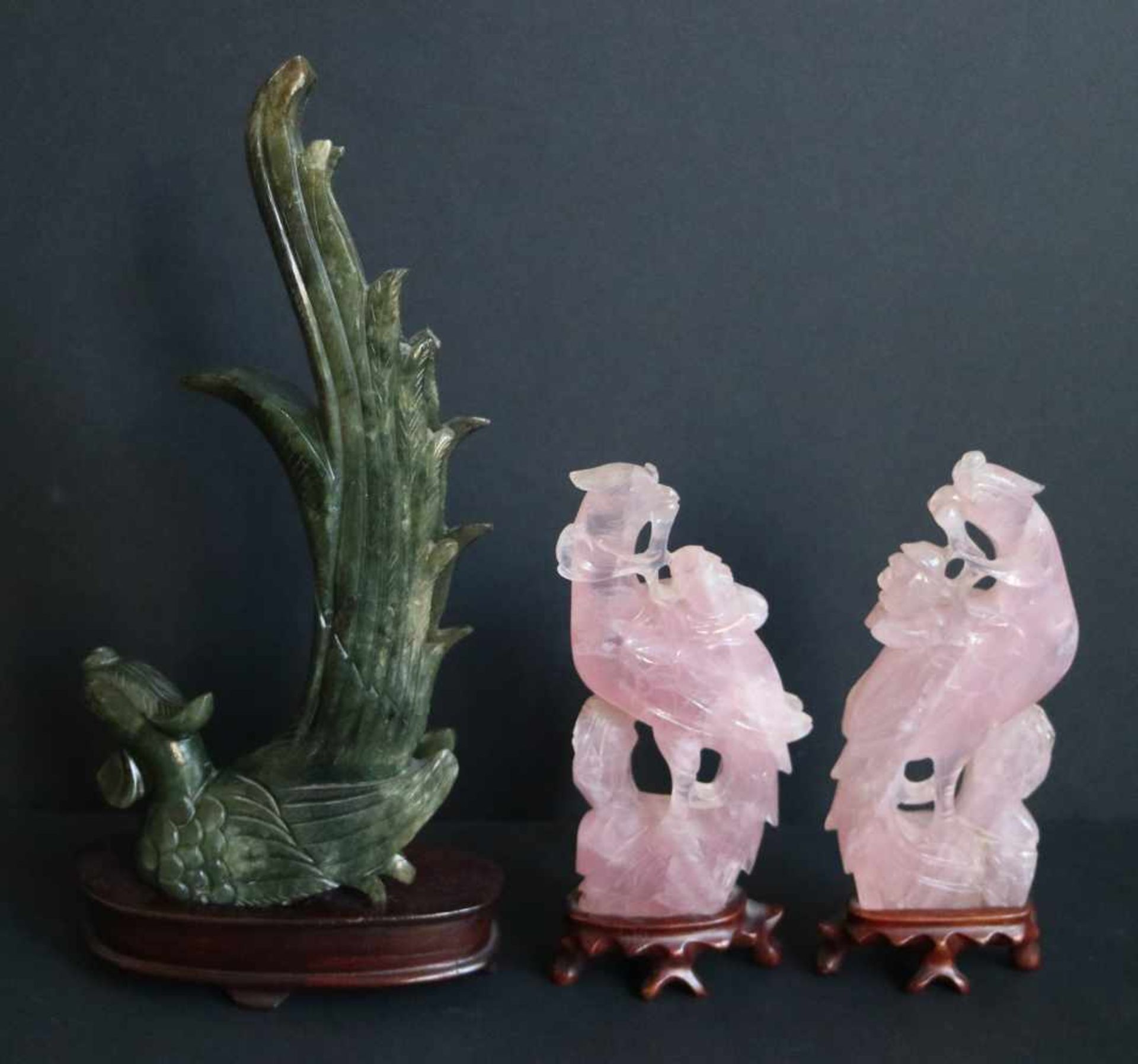 Lot of Asian Phenix in serpentine and couple in pink quartz - Bild 3 aus 4