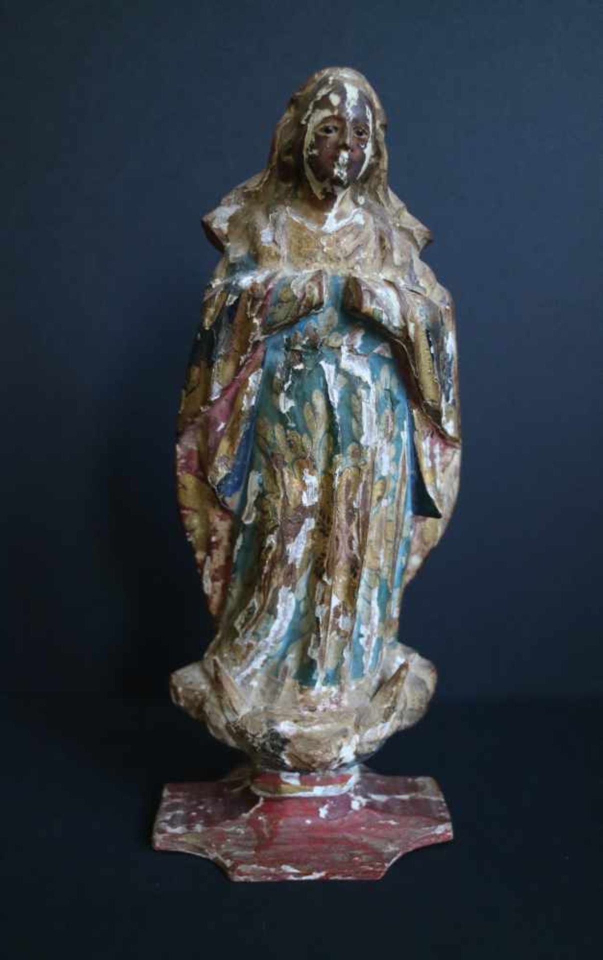 Wooden Madonna with polychromy 17th century