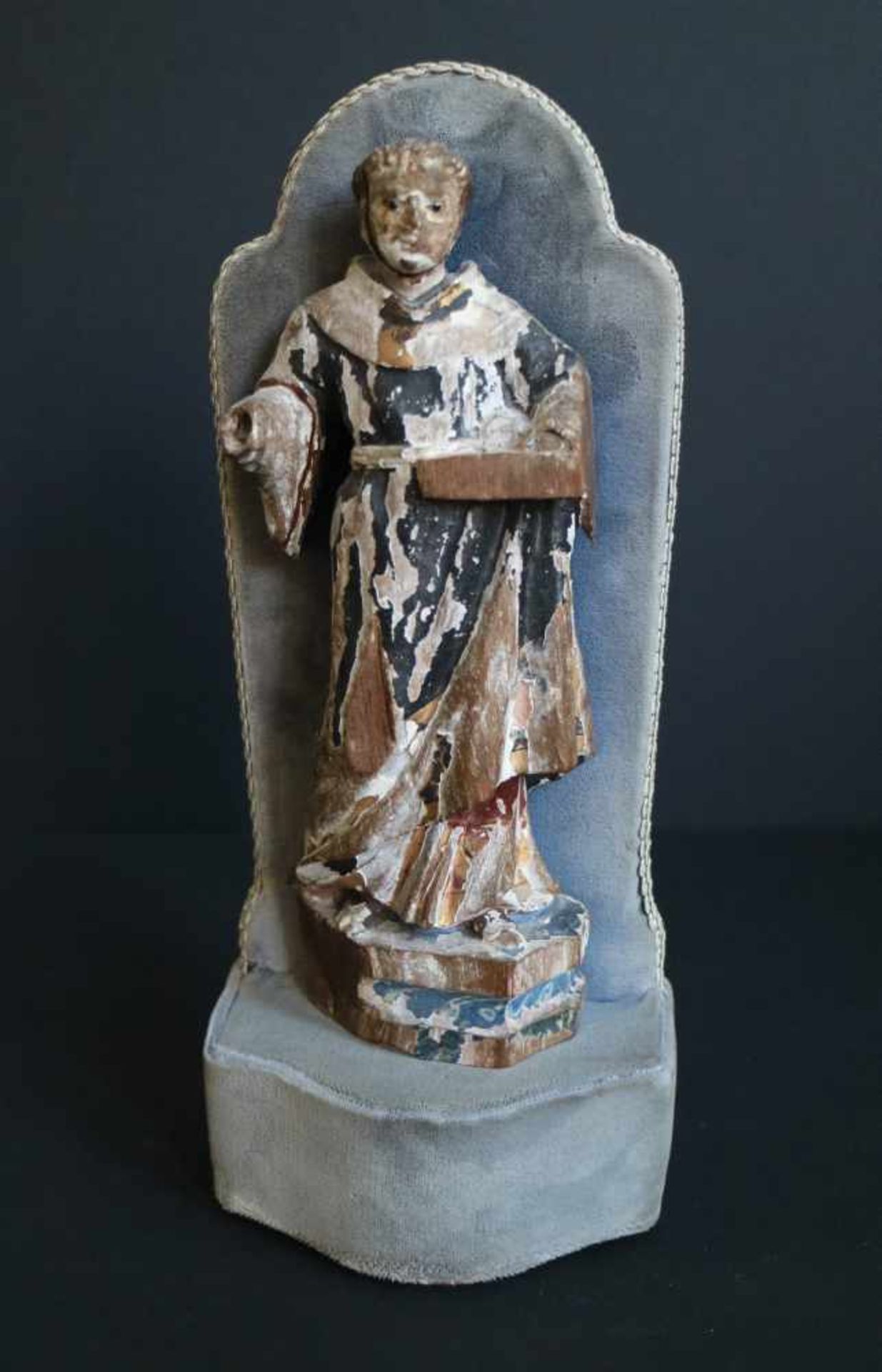 Wooden statue with polychromy 17th century
