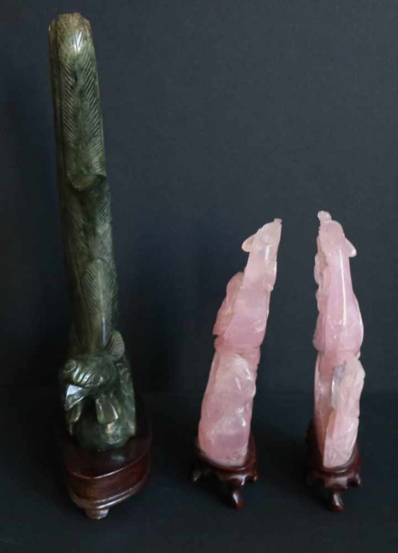 Lot of Asian Phenix in serpentine and couple in pink quartz - Bild 2 aus 4