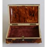 Jewelery box in tortoise and ivory 10,5 x 7 x 3,5 cm