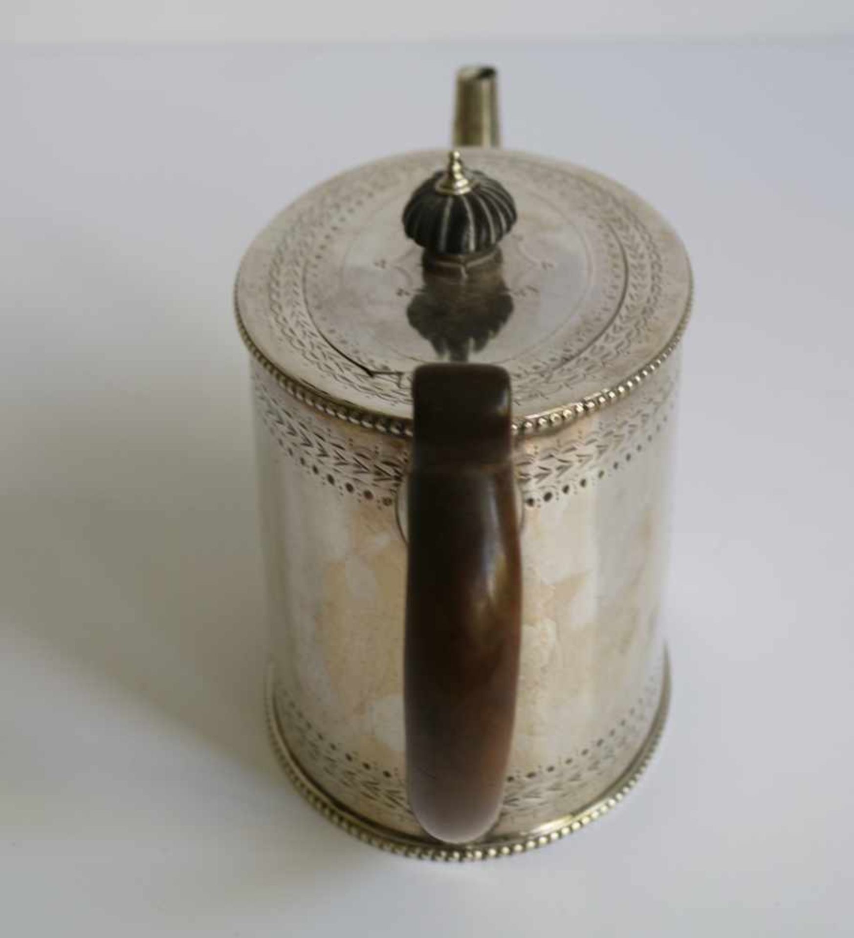 Tea pot English silver 19th century 19th century H 13,5 B 26 cm - Image 4 of 5