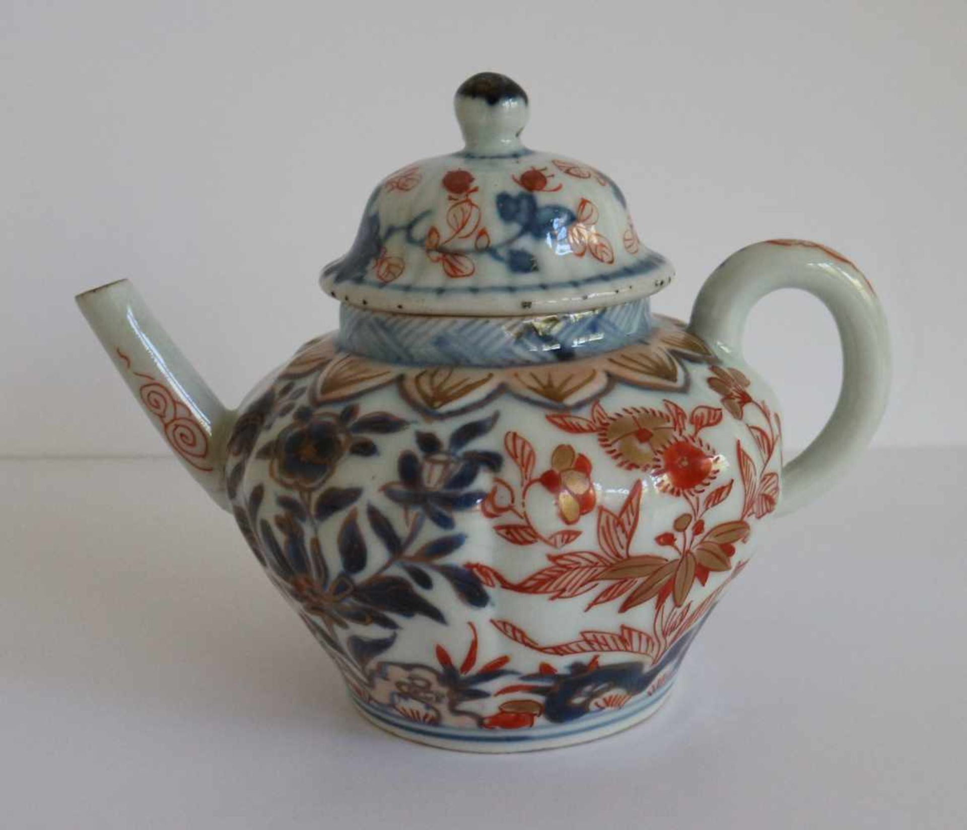 Chinese teapot Imari H 10 B 12,5 cm