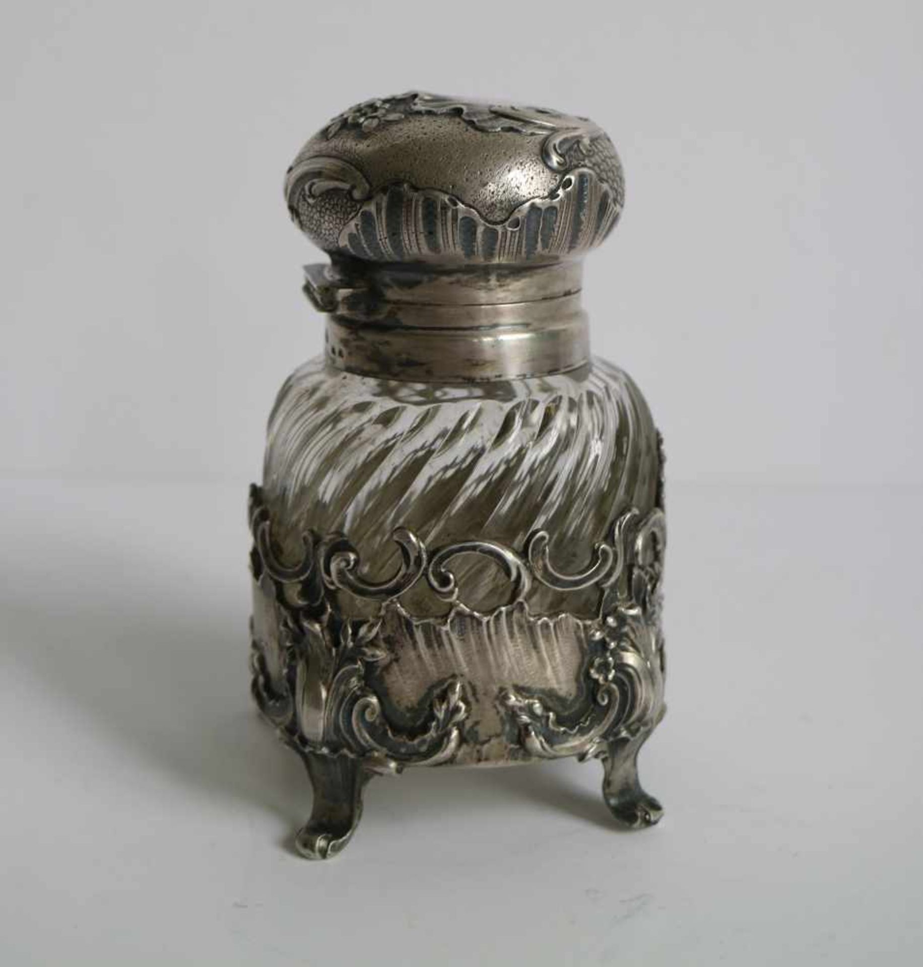 2 silver inkwells Both inkwells with mark (s), France H 9,5 en 10 cm - Image 6 of 10
