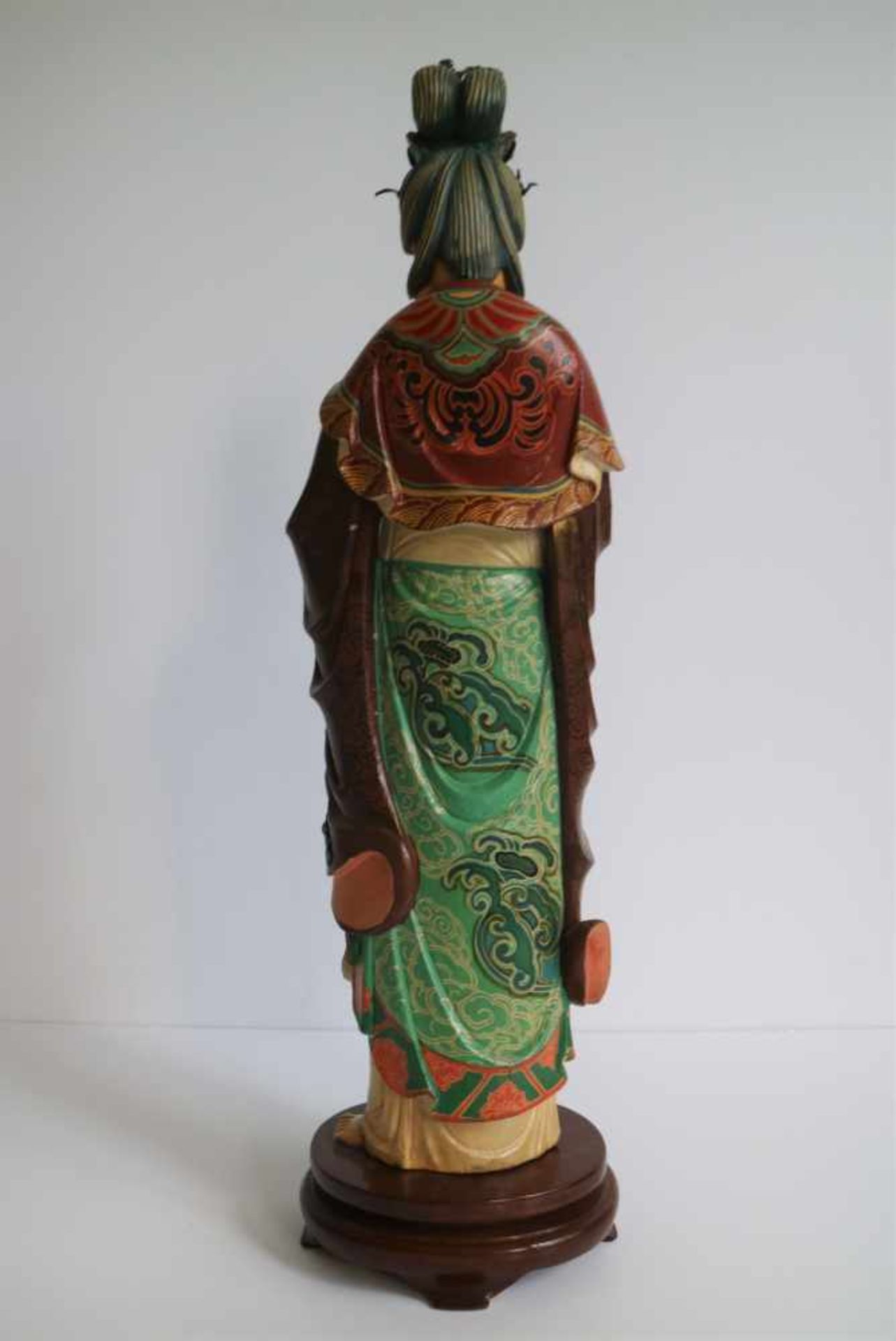 Chinese Guanyin statue wood with polychrome and ivory (head, hands and feet) H 46,5 cm - Bild 5 aus 5