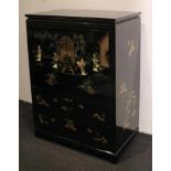 Chinese cabinet Chinese cabinet H 131 B 97 D 56 cm