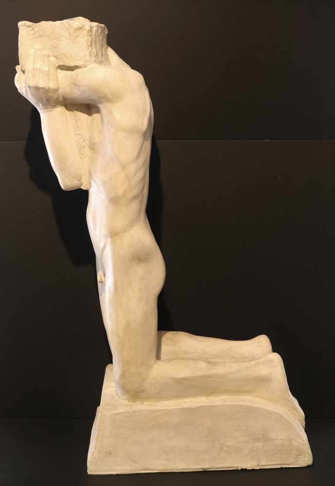 Georges MINNE (1866-1941) The large relic bearer, patinated plaster H 99 cm Postuum cast - Image 3 of 6