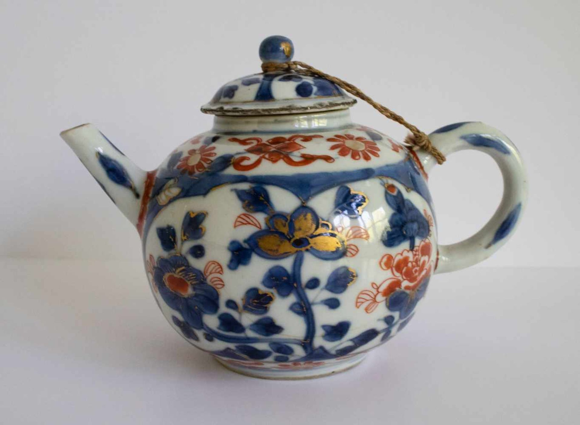 Chinese teapot Imari H 9,5 B 14,5 cm