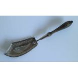 Silver fish serving spoon Paris, 2nd Empire period 1809-1818 L 32,5 cm