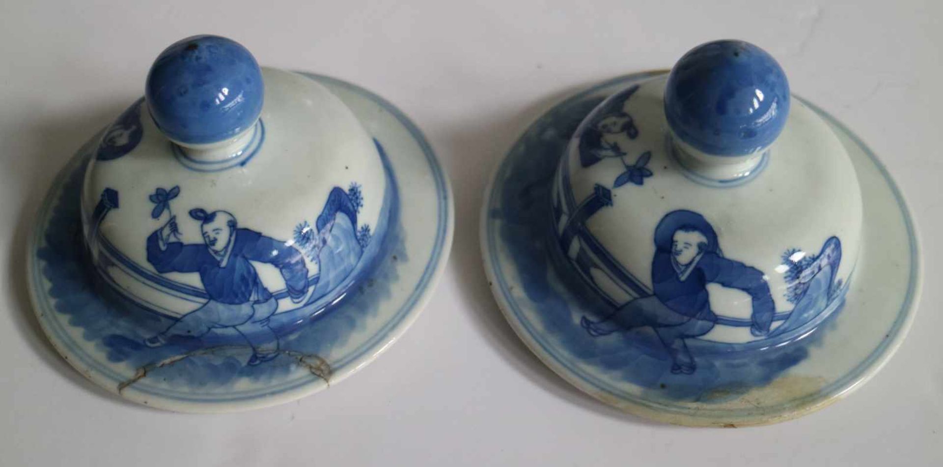 Chinese porcelain pair of blue and white lidded pots 1900 H 31 damage to lid / restoration - Bild 3 aus 6