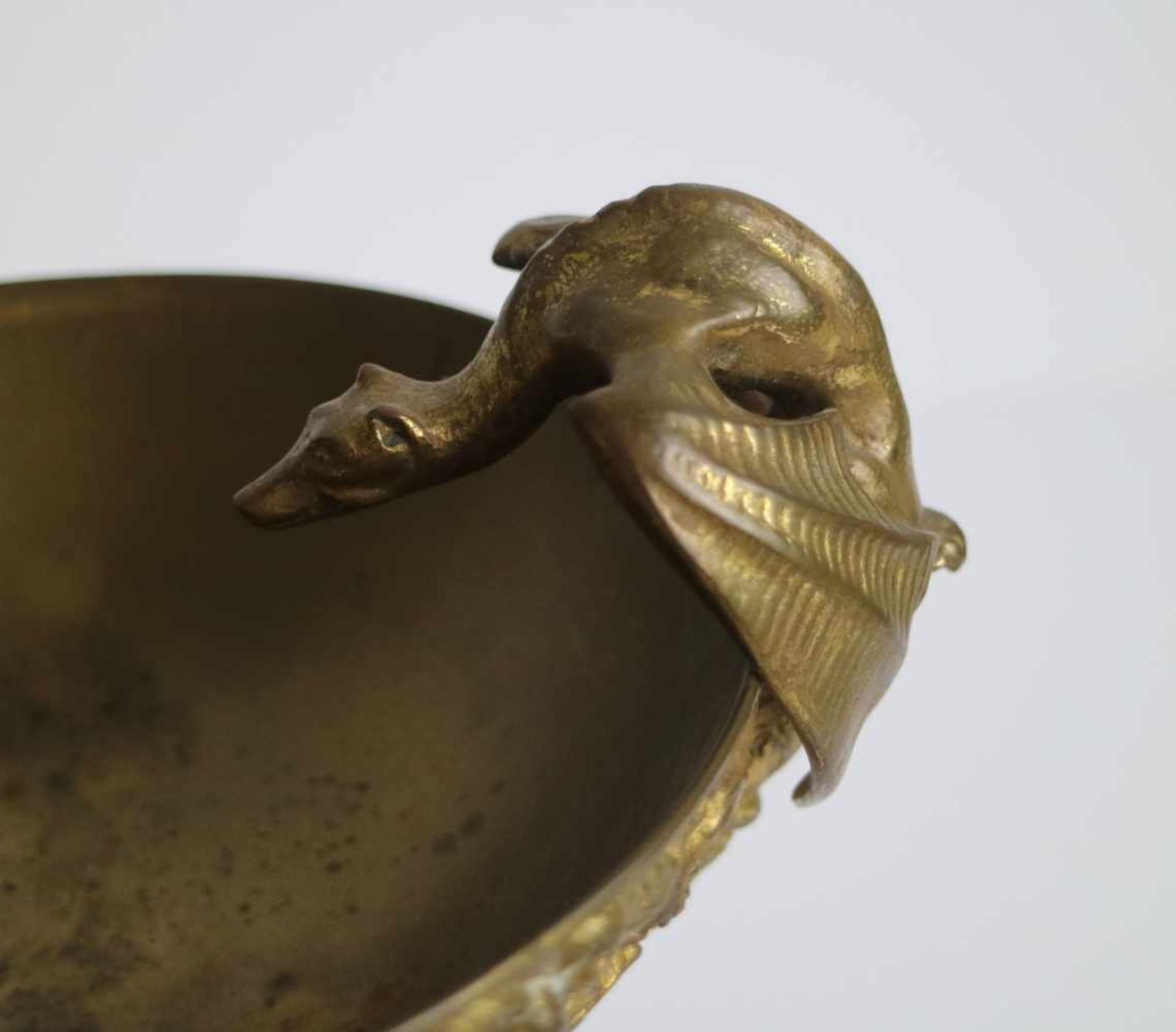 Bronze drinking cup with dragons H 22 B 20 cm - Bild 2 aus 5
